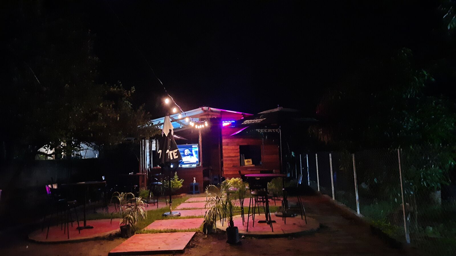 El Barril image 2