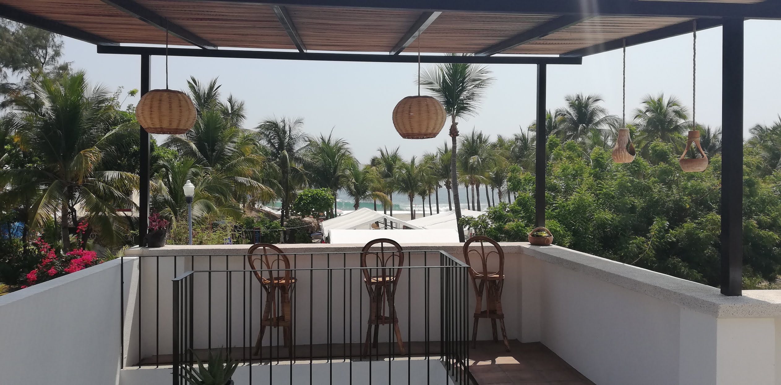 Bambú Restaurant-Bar image 1