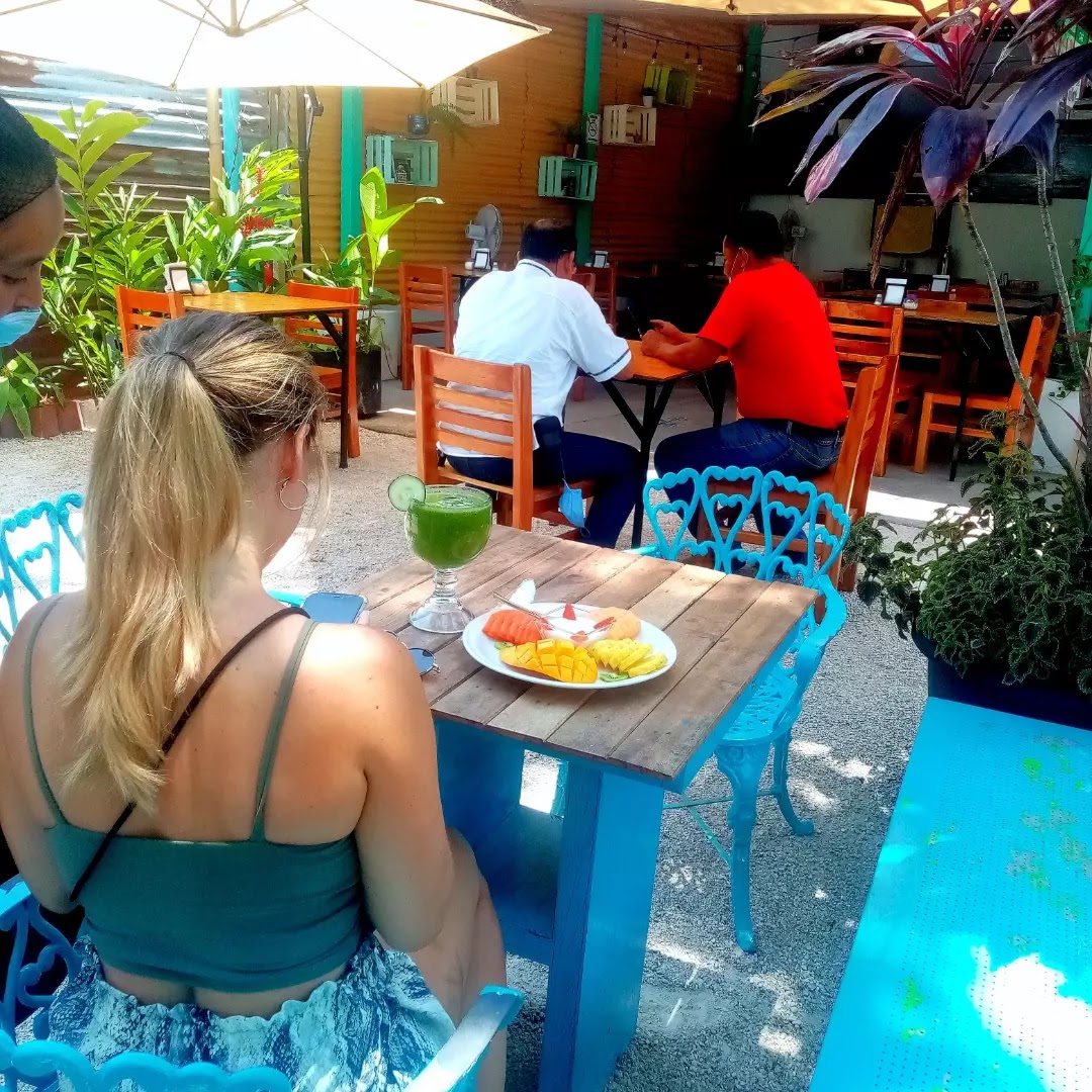 Bleto Brunch & Dinner image 7