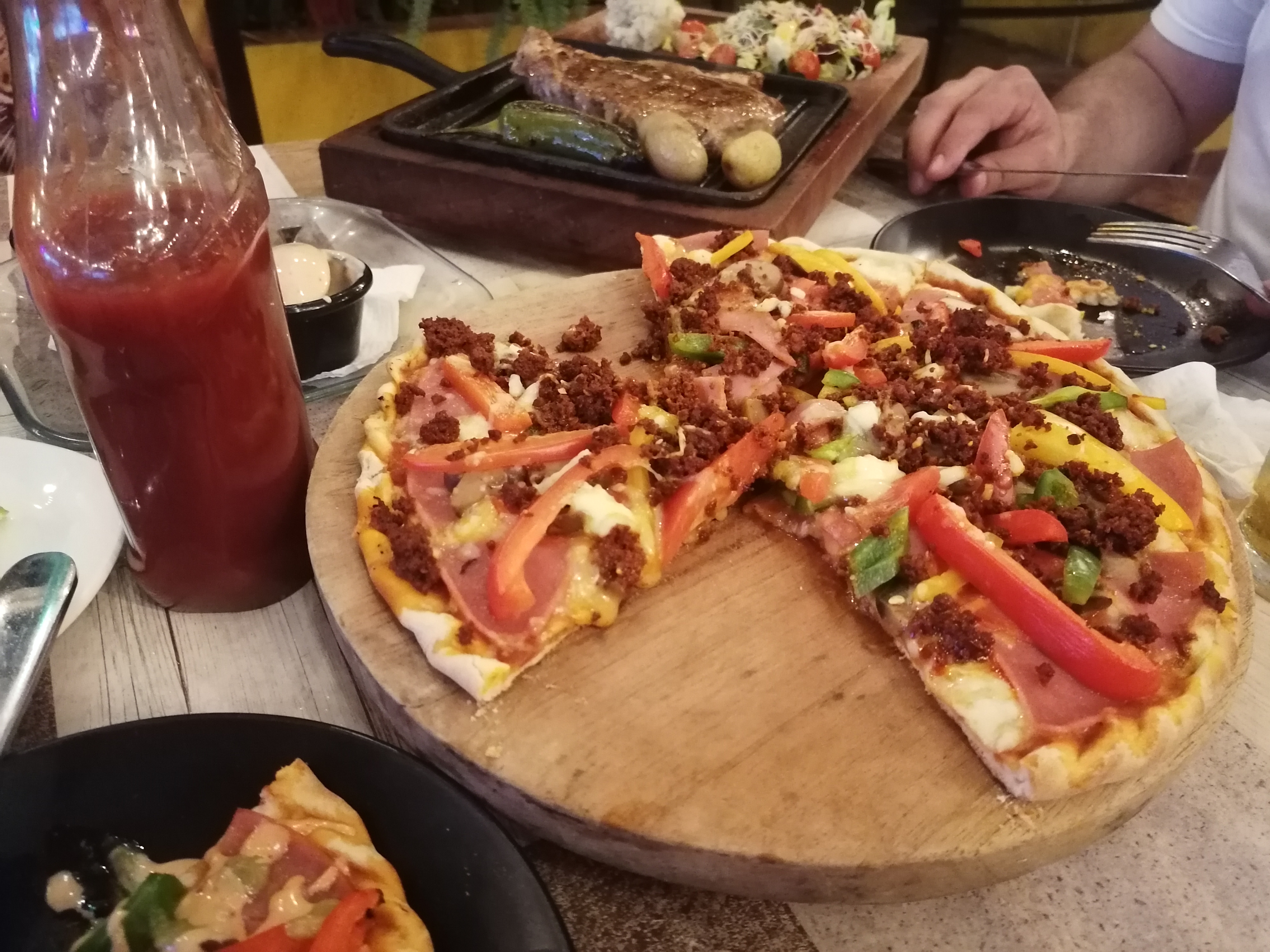 Jungla Maya Steak House Grill image 4