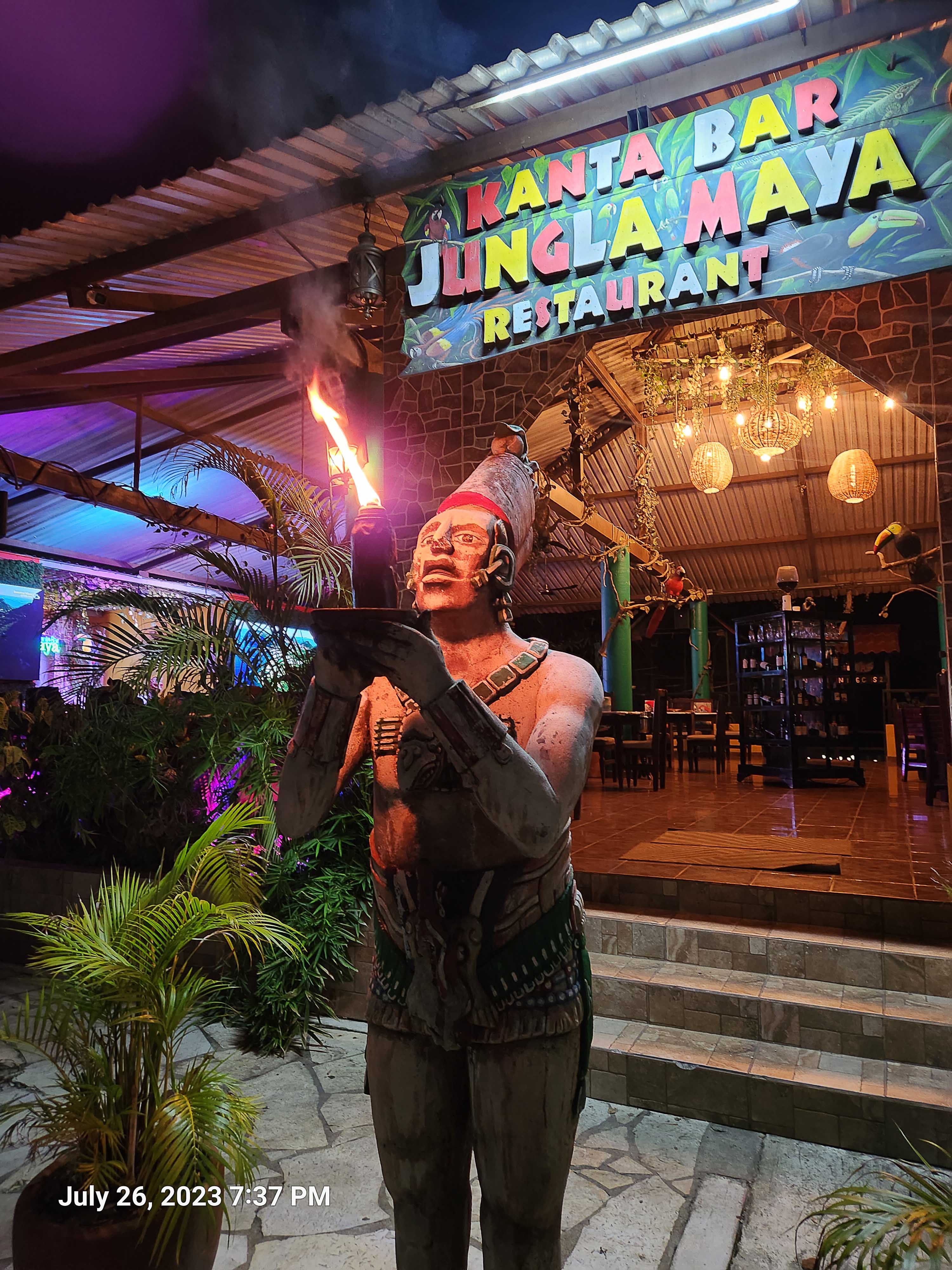 Jungla Maya Steak House Grill image 7