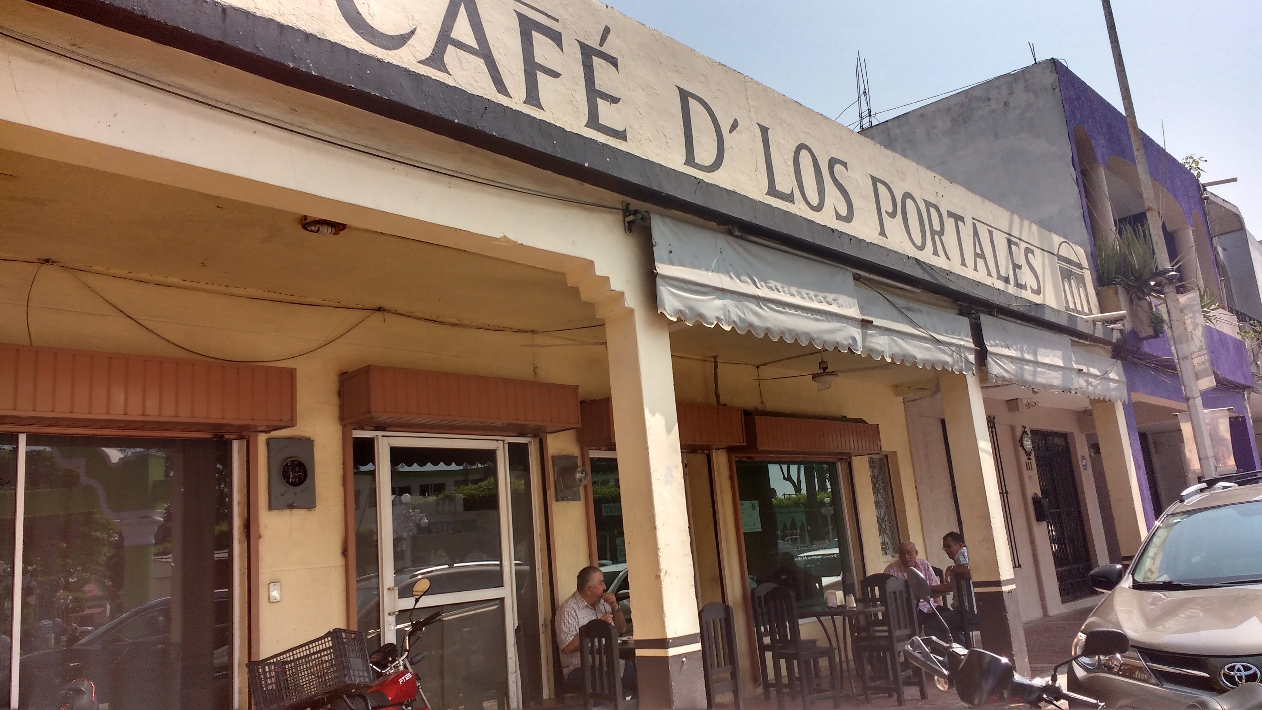 Restaurante Café D' Los Portales image 1