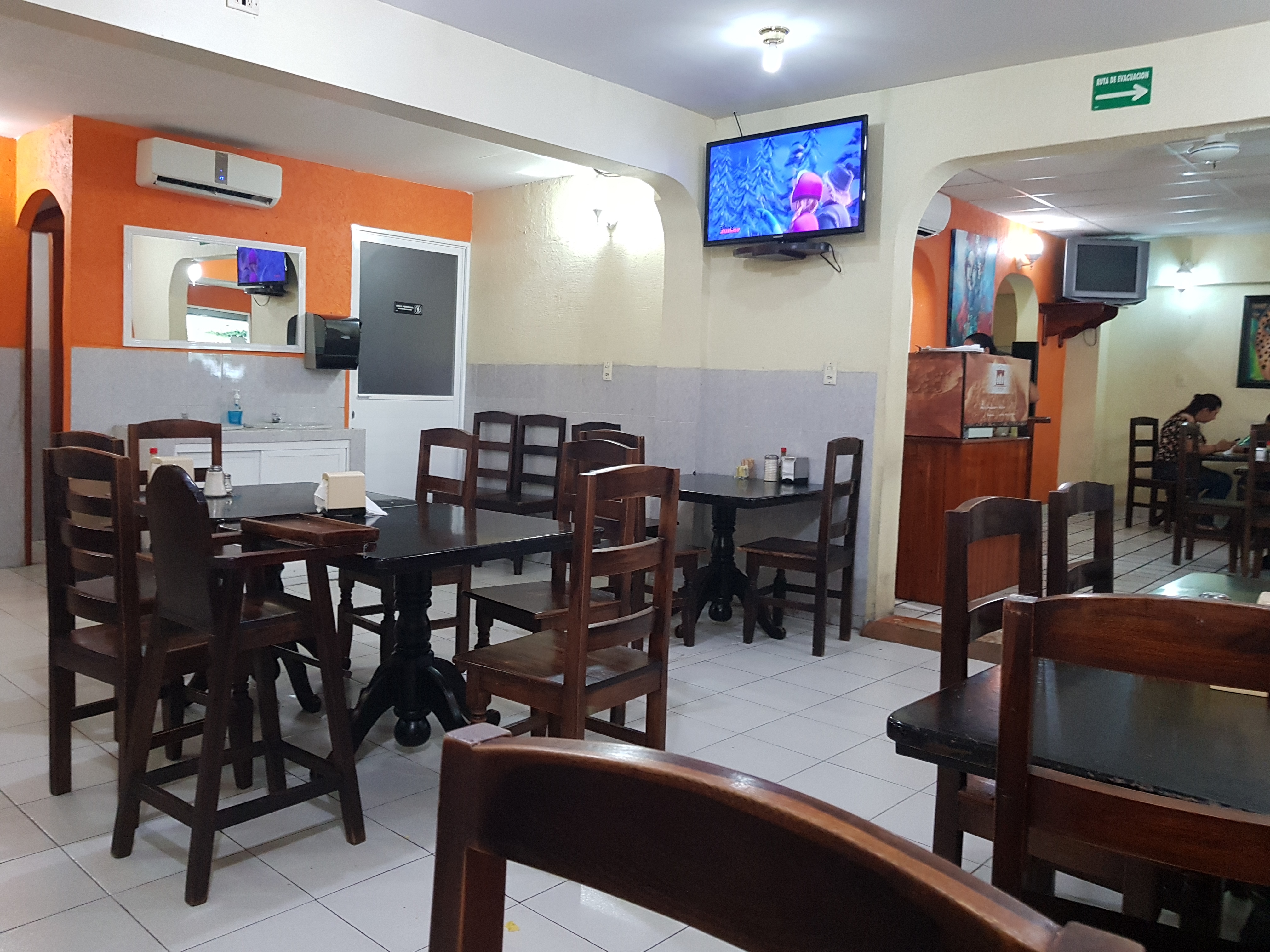 Restaurante Café D' Los Portales image 4