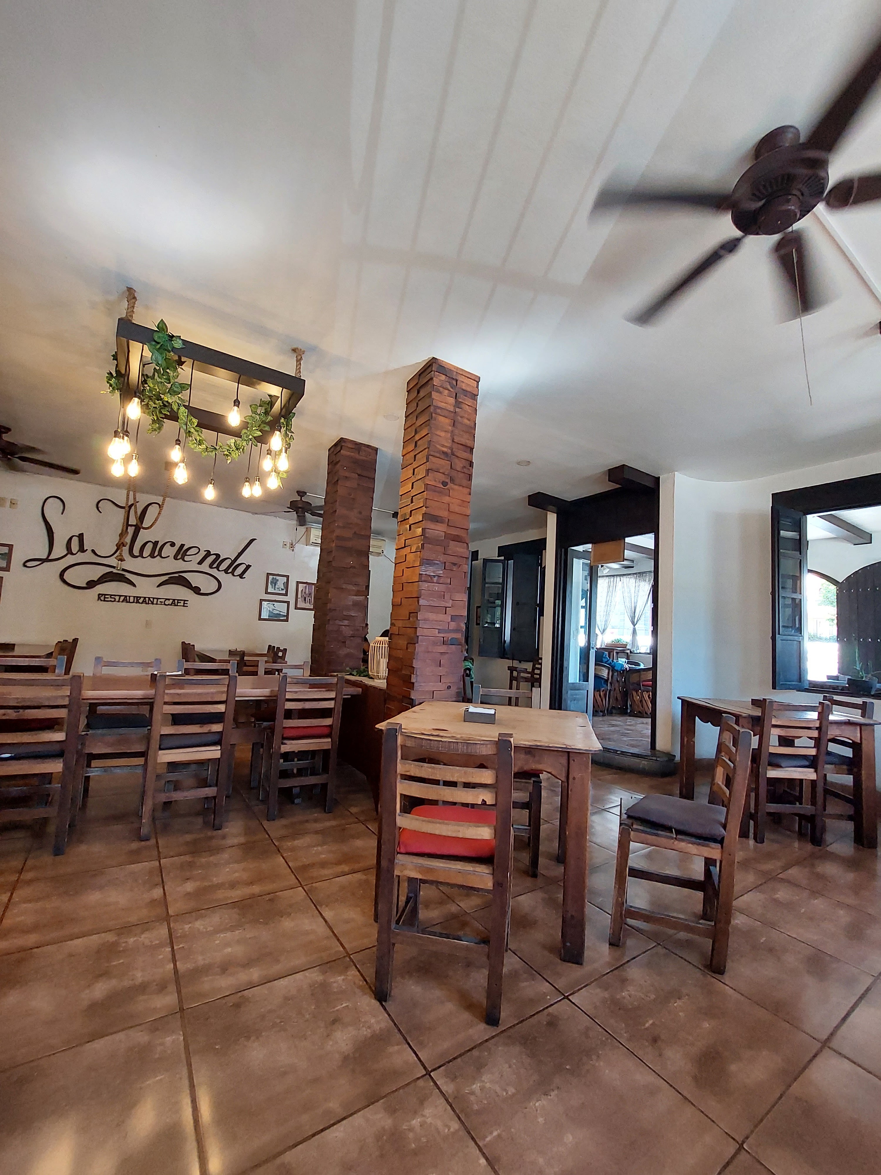 Restaurante La Hacienda image 1