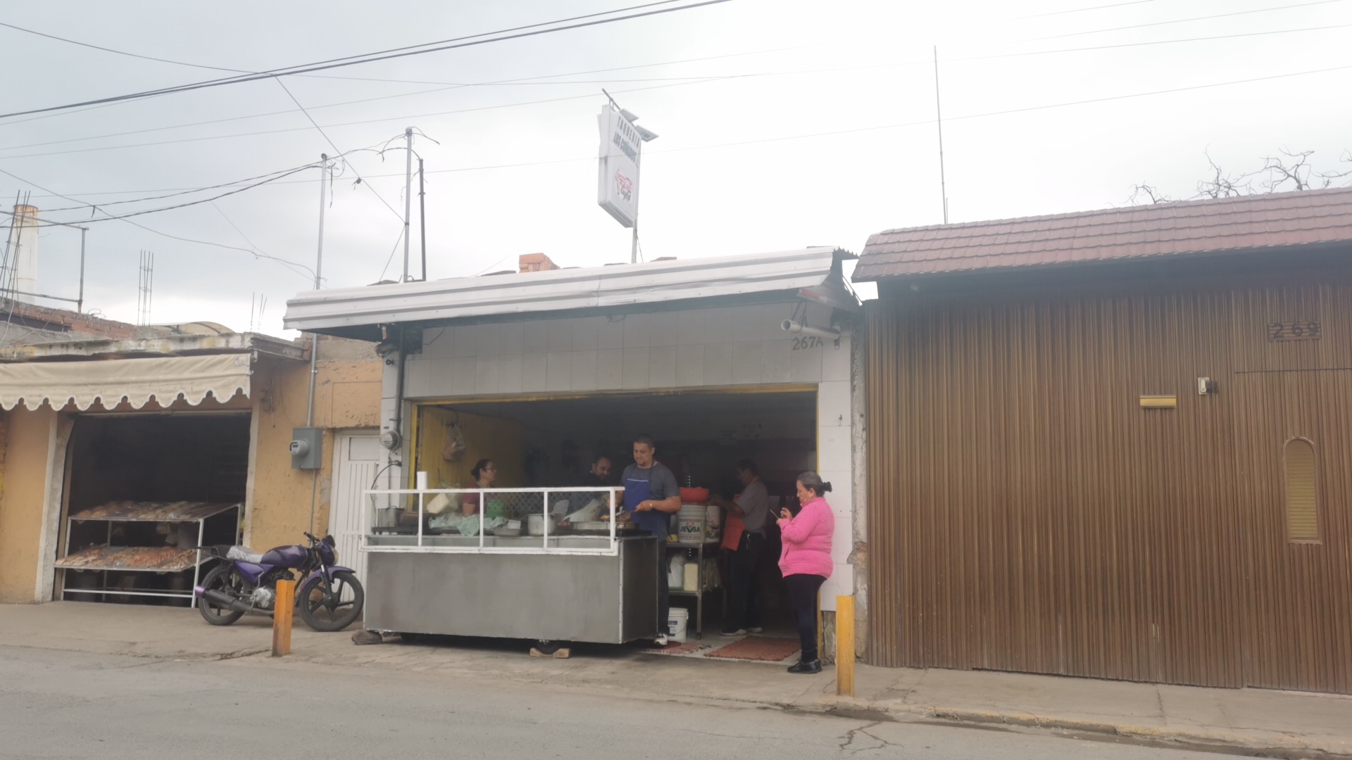 Taqueria Los Cuñados image 7