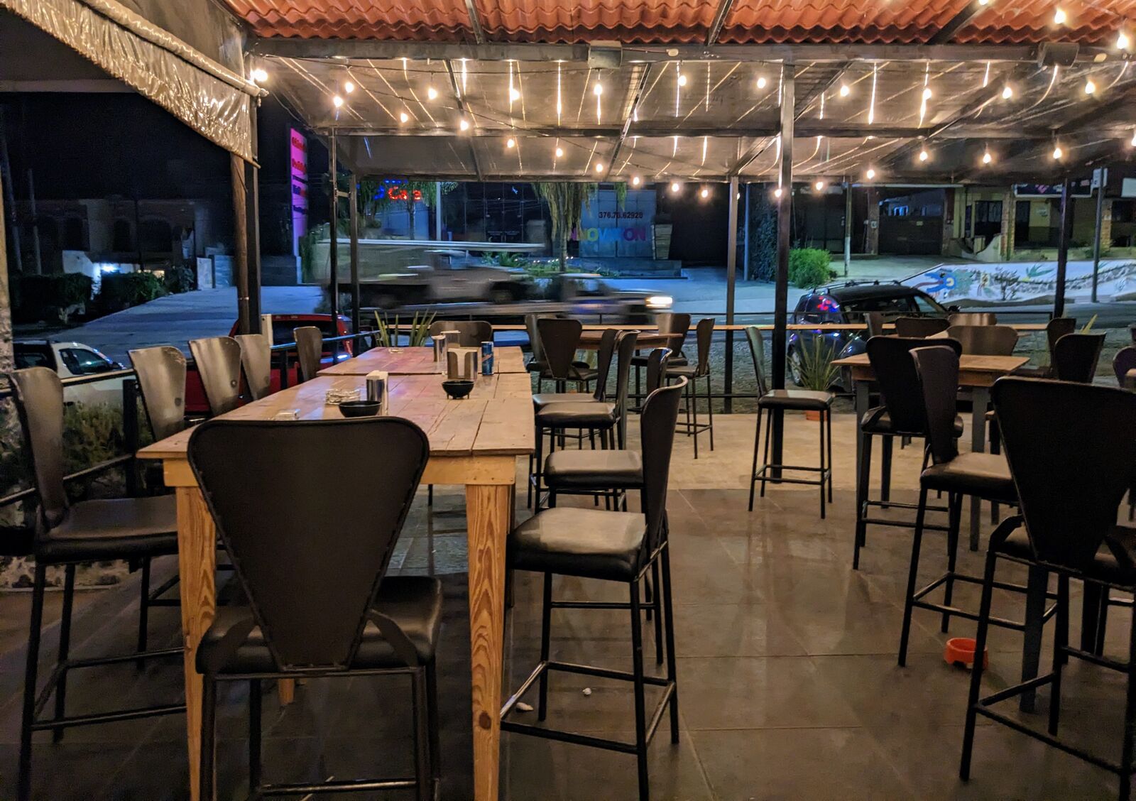 Jorge's Place- Restaurant and Bar image 8