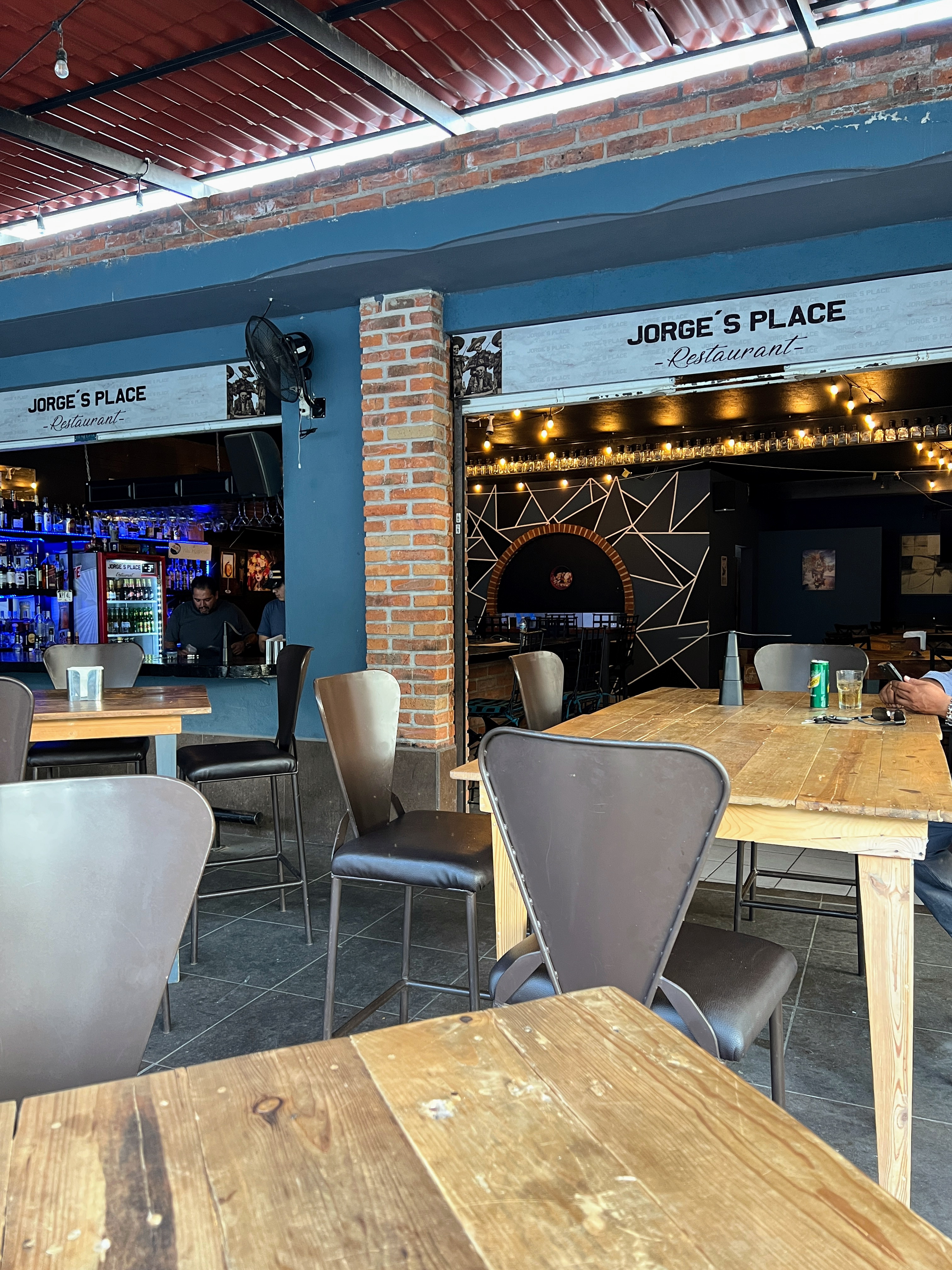 Jorge's Place- Restaurant and Bar image 10