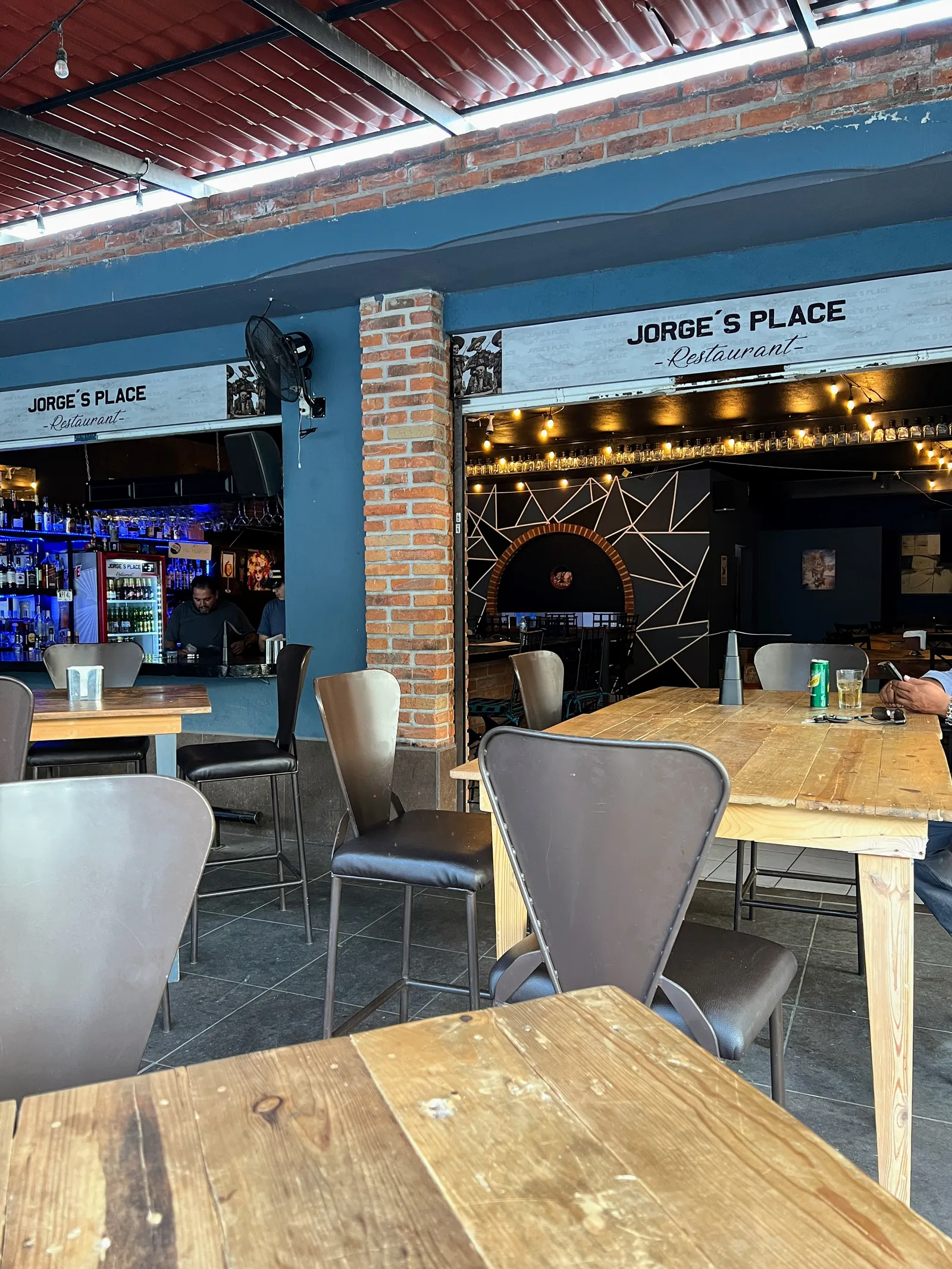 Jorge's Place- Restaurant and Bar image 10