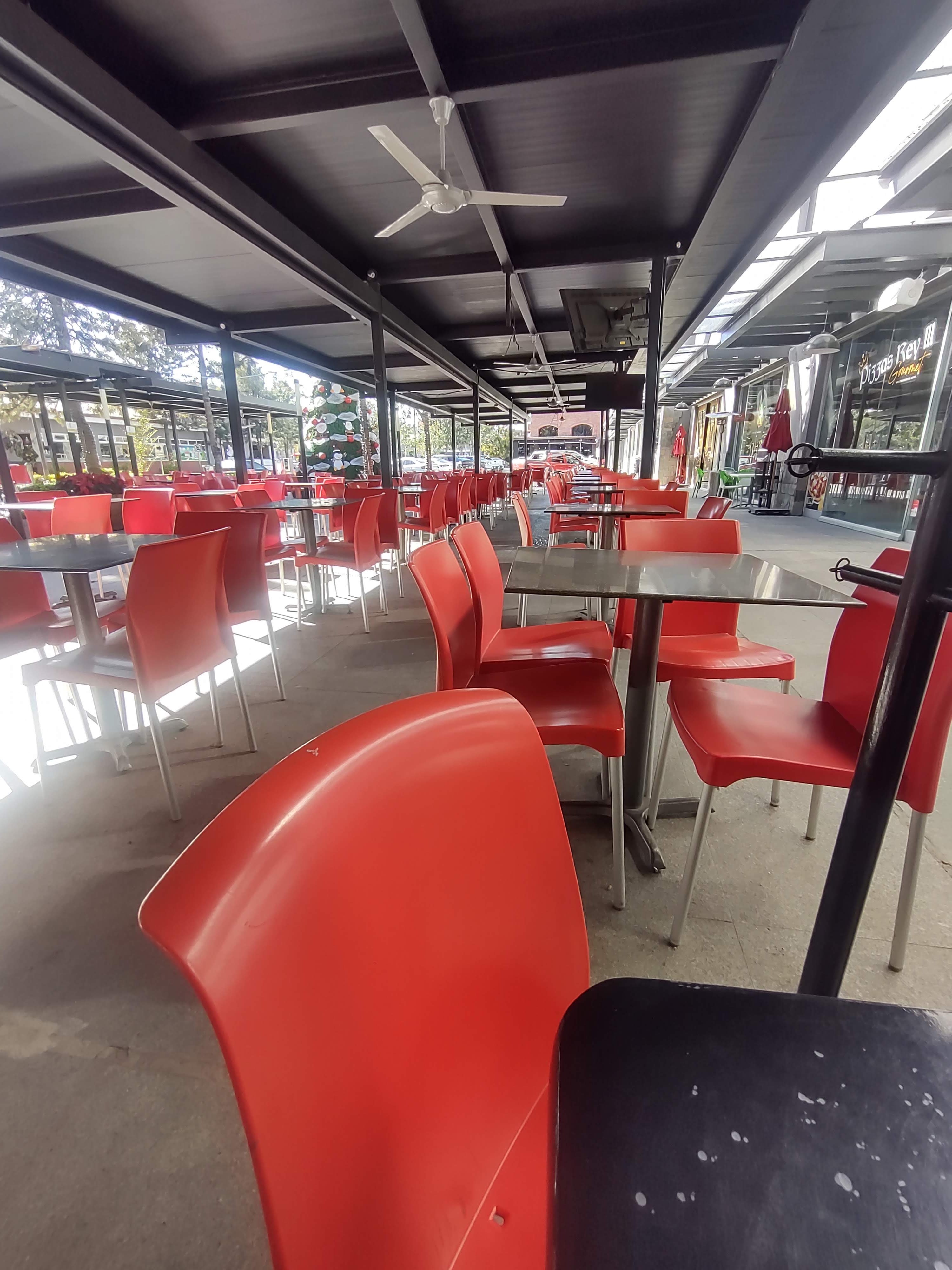 Flamin wings Plaza Delta image 4