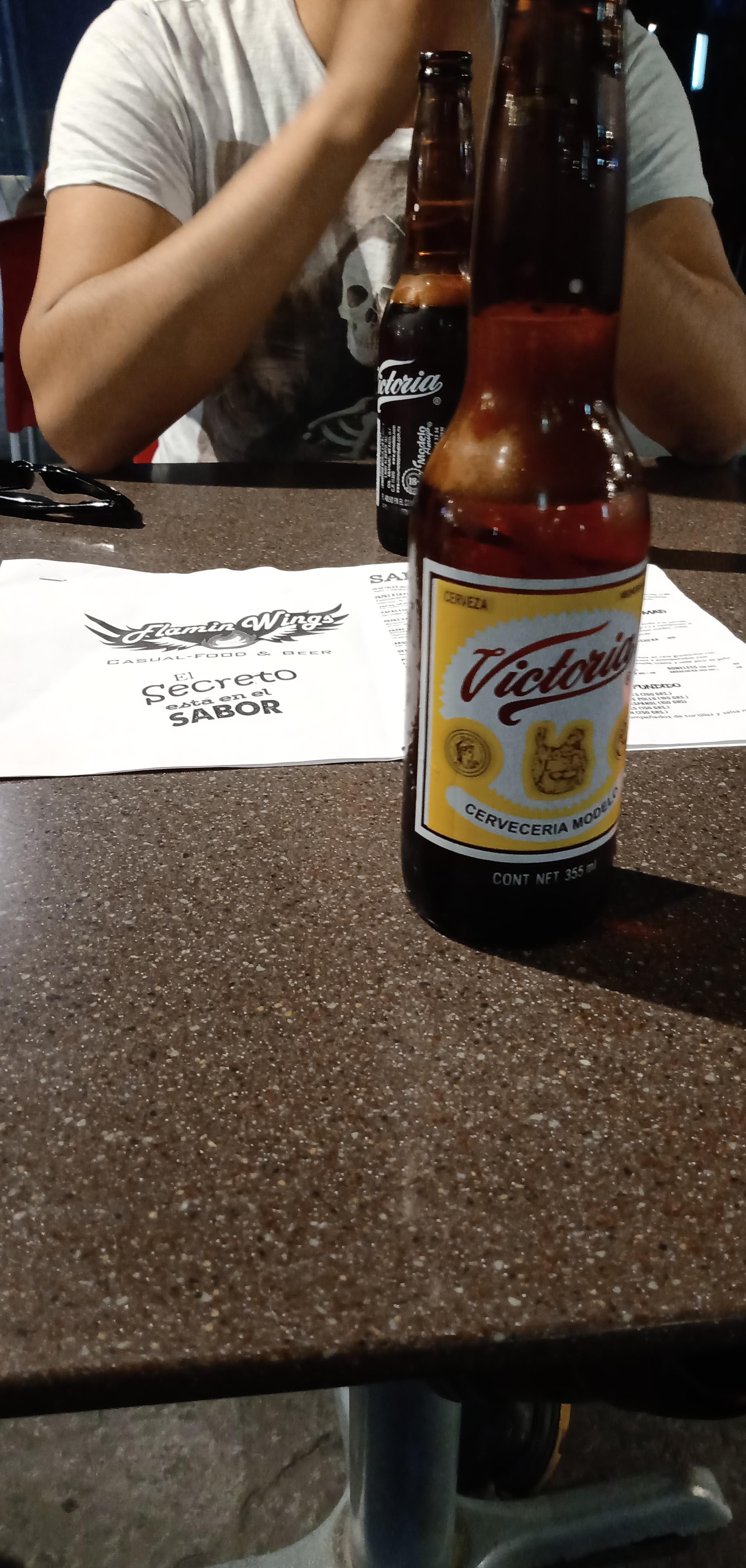 Flamin wings Plaza Delta image 7