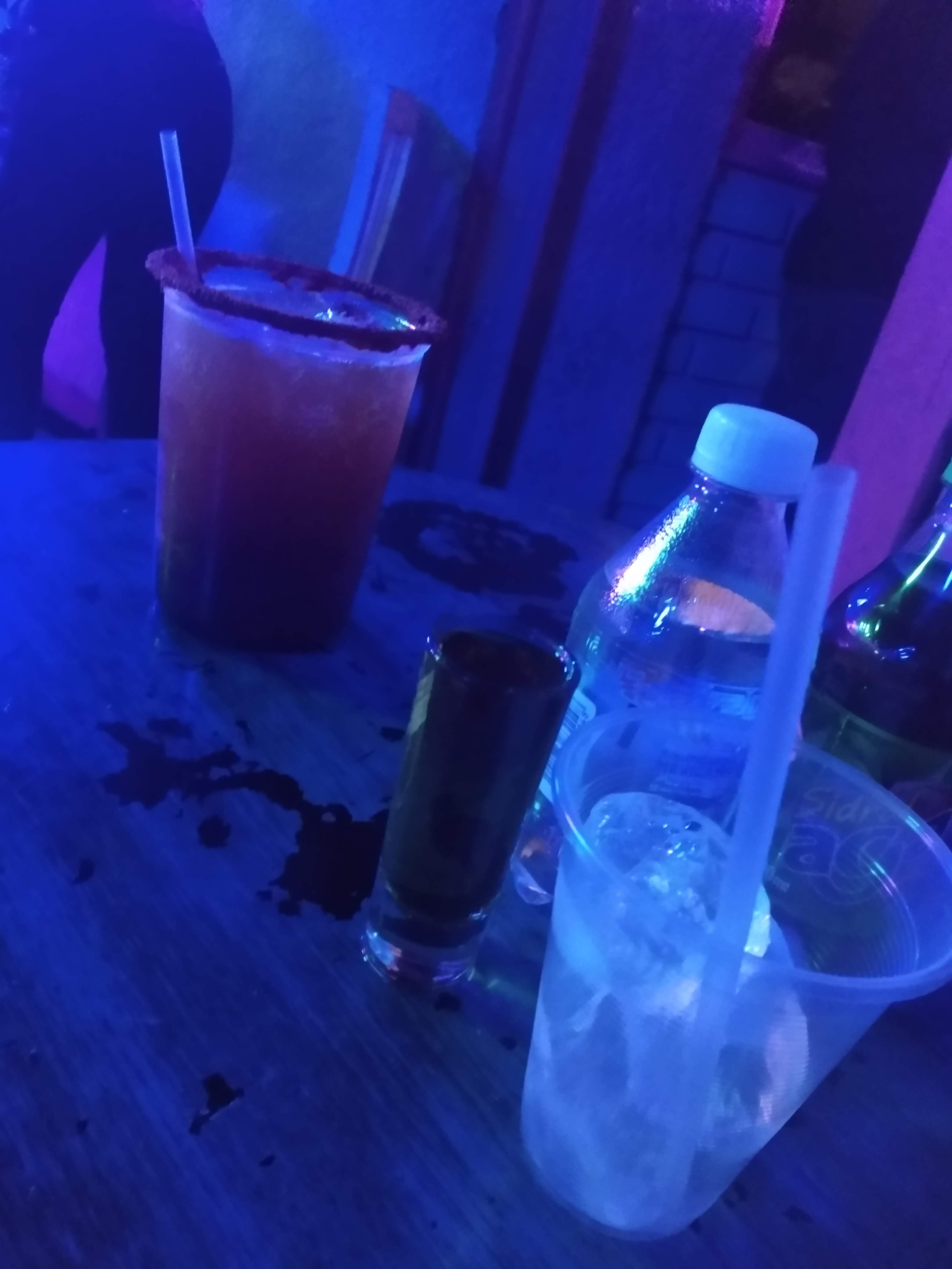 Chatos Grill Restaurante Bar image 6