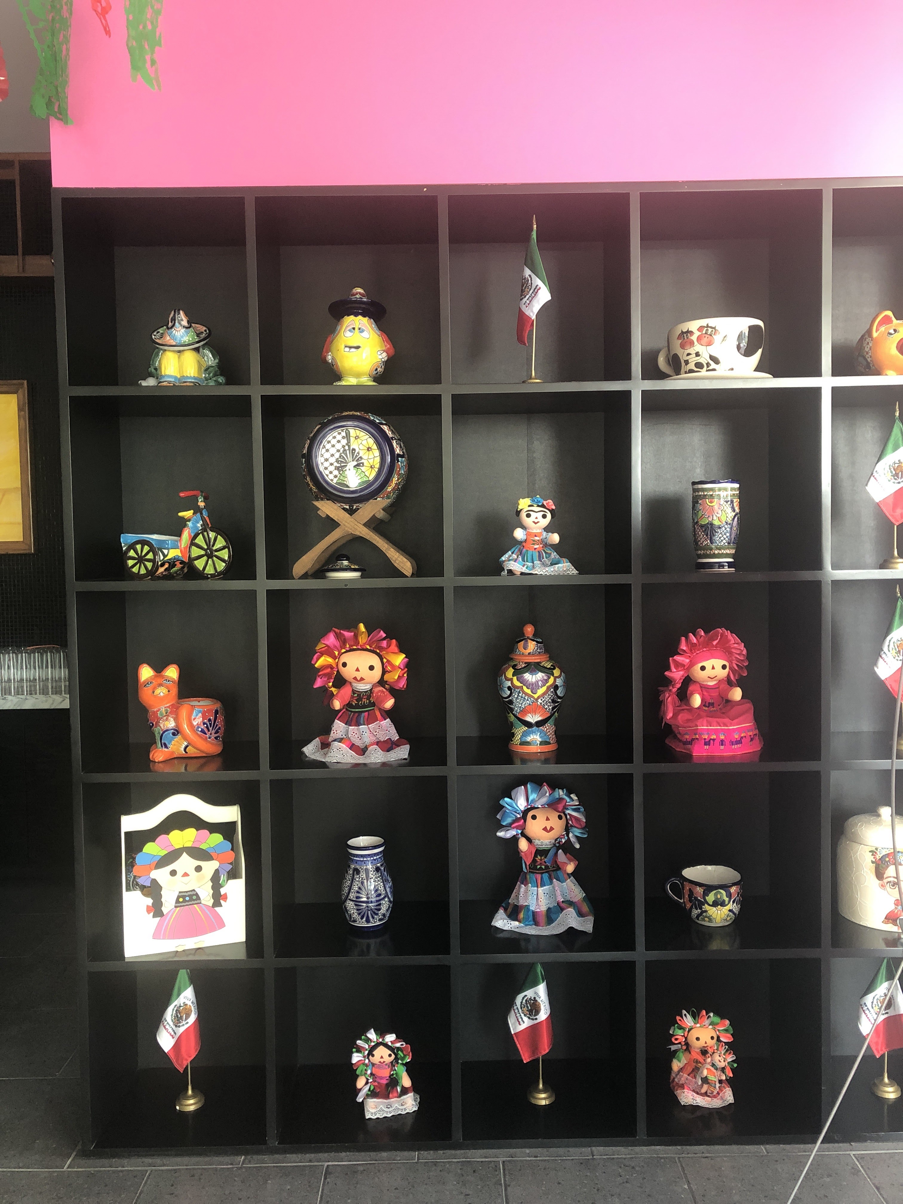 RobaVacas Cocina Mexicana image 3