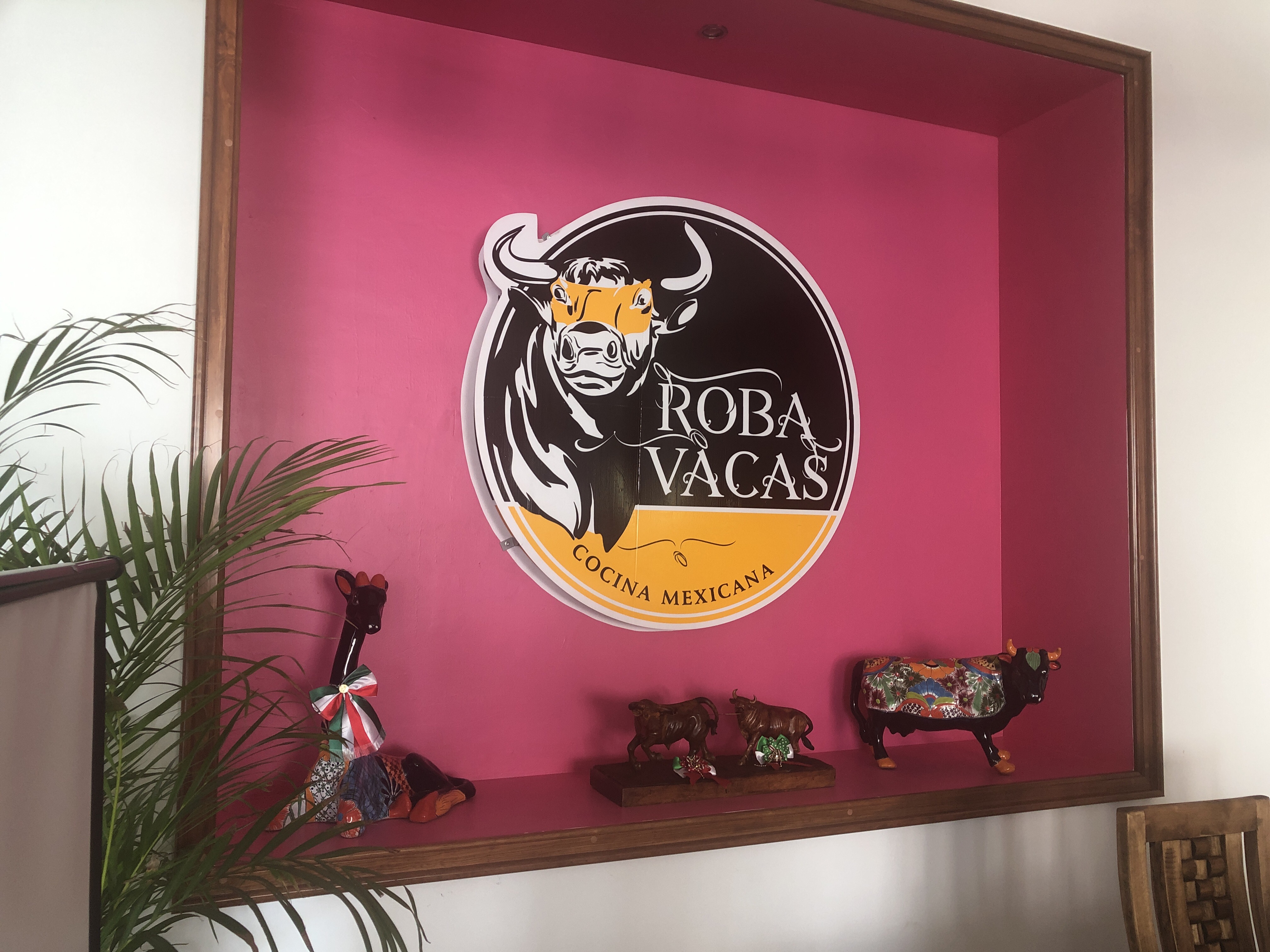 RobaVacas Cocina Mexicana image 4