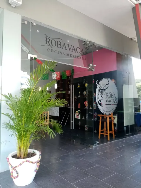 RobaVacas Cocina Mexicana image 7