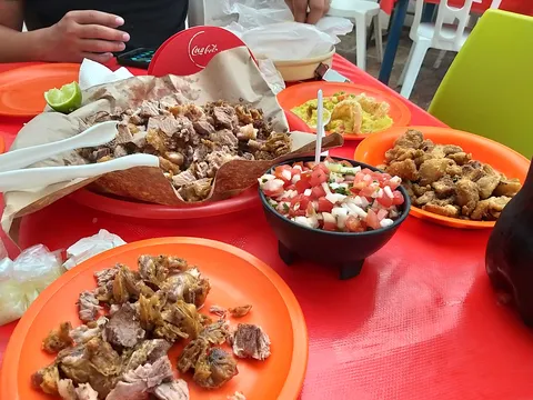 Chicharronería El Amigo Pedro image 2