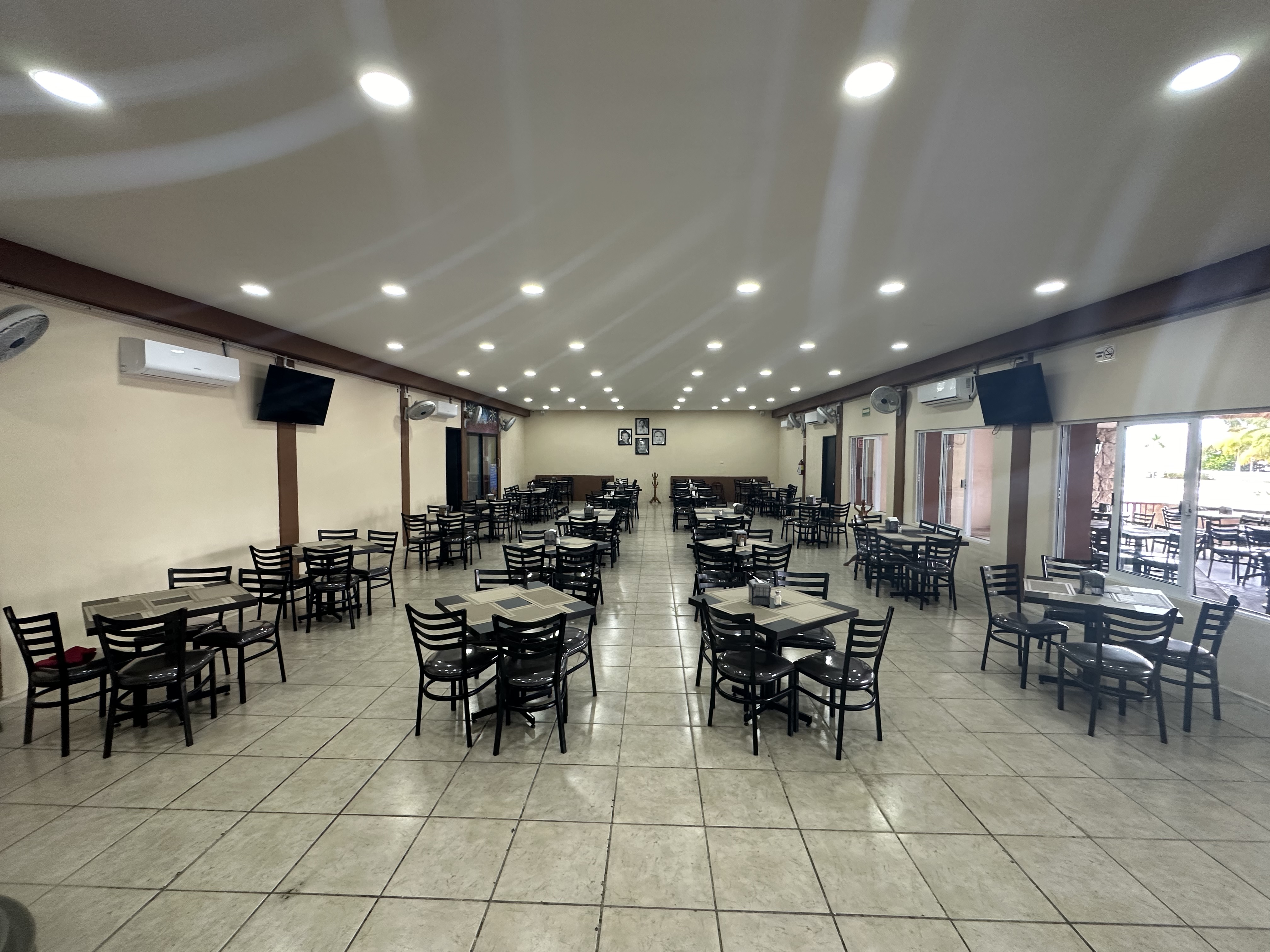 Restaurant Las Brisas Suc Campeche image 3