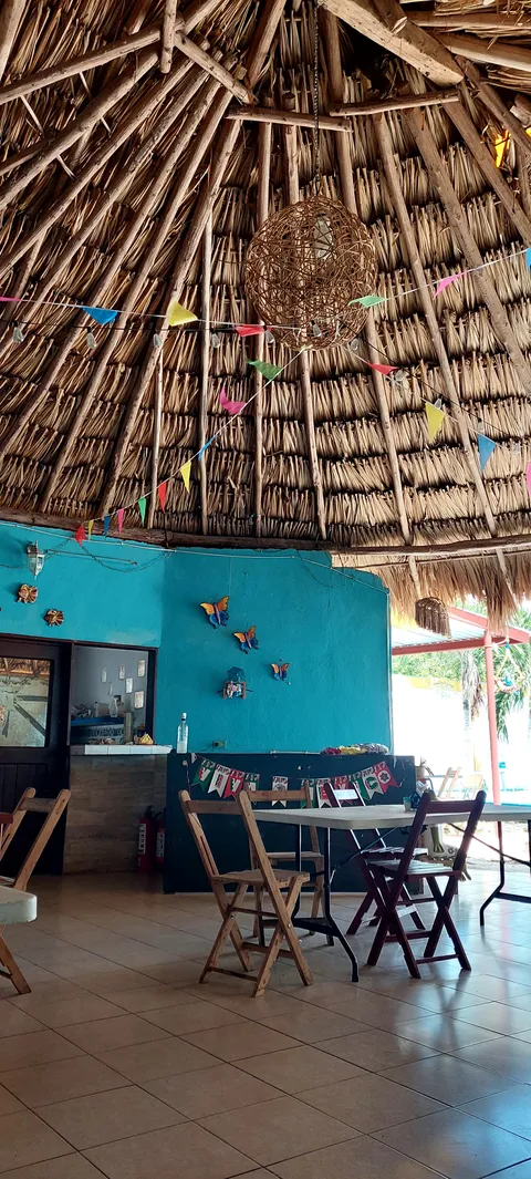 Restaurant Familiar "La Palapa" image 3