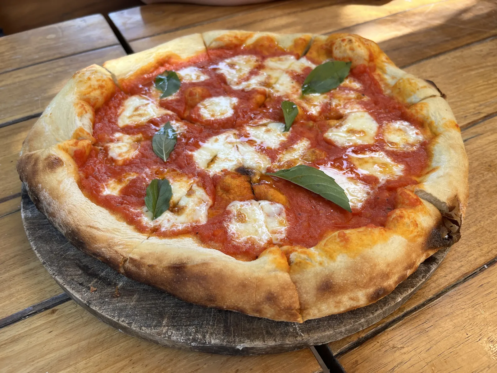 081 Neapolitan food image 4