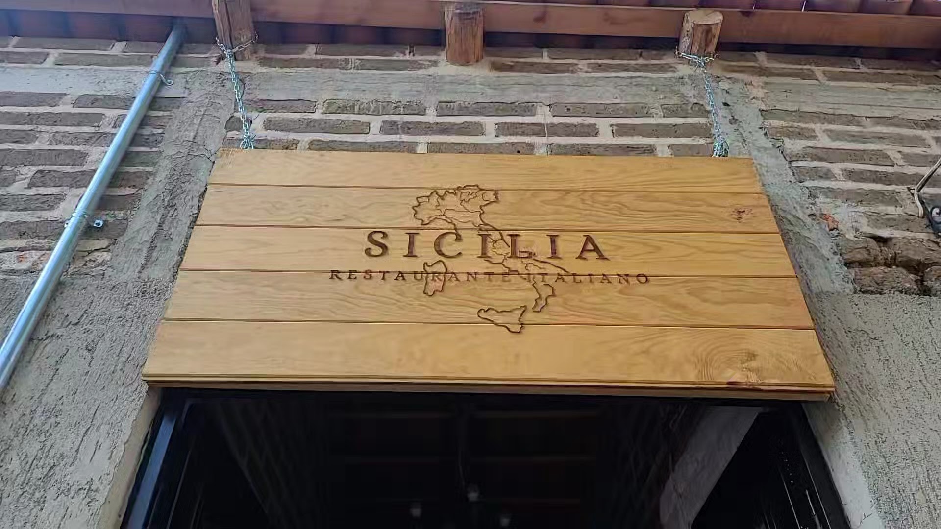 Sicilia Restaurant image 5