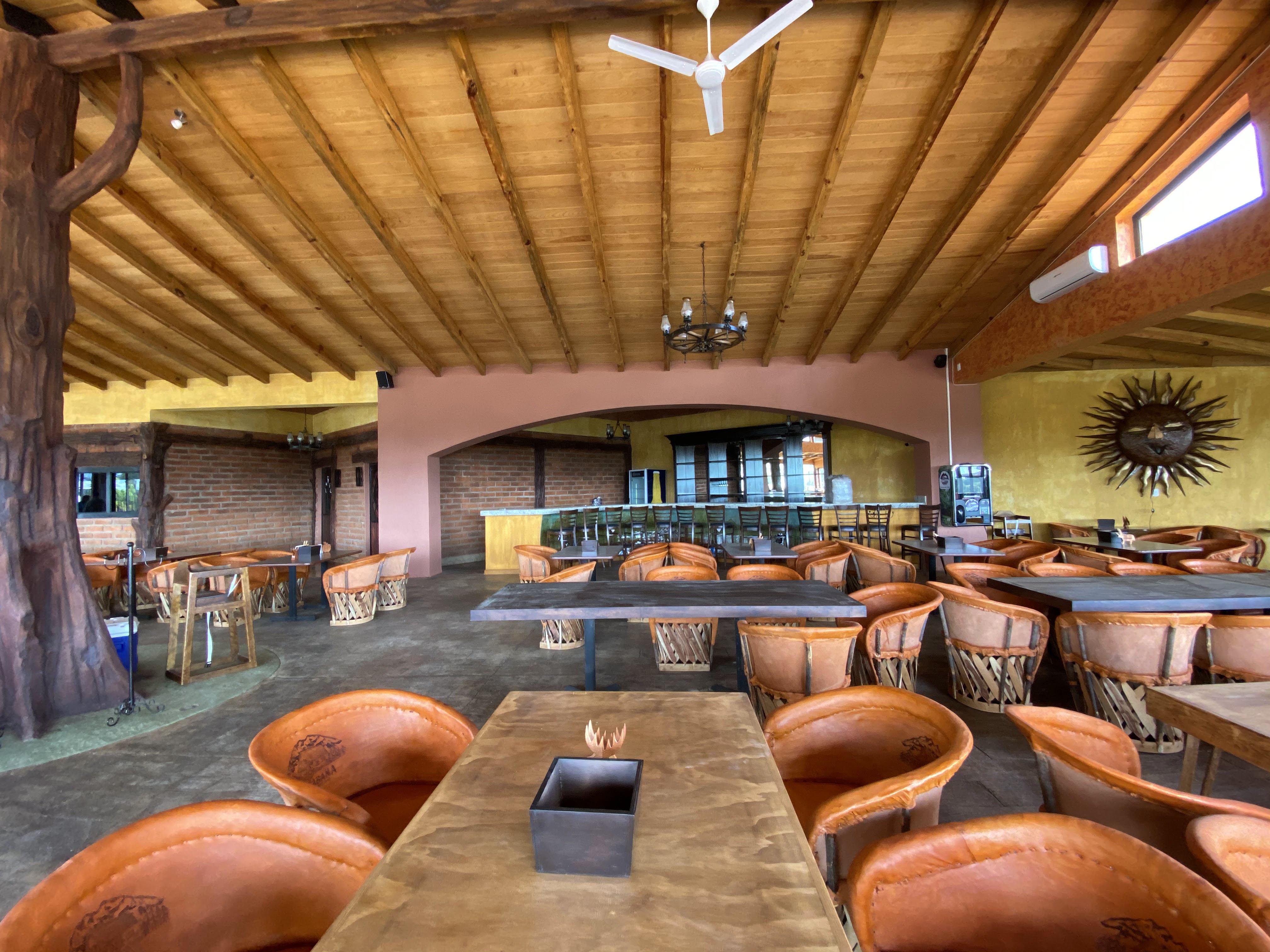 La Cabaña - Restaurante Bar image 1