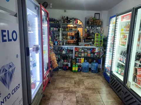Centro Botanero Bar M Trac image 3