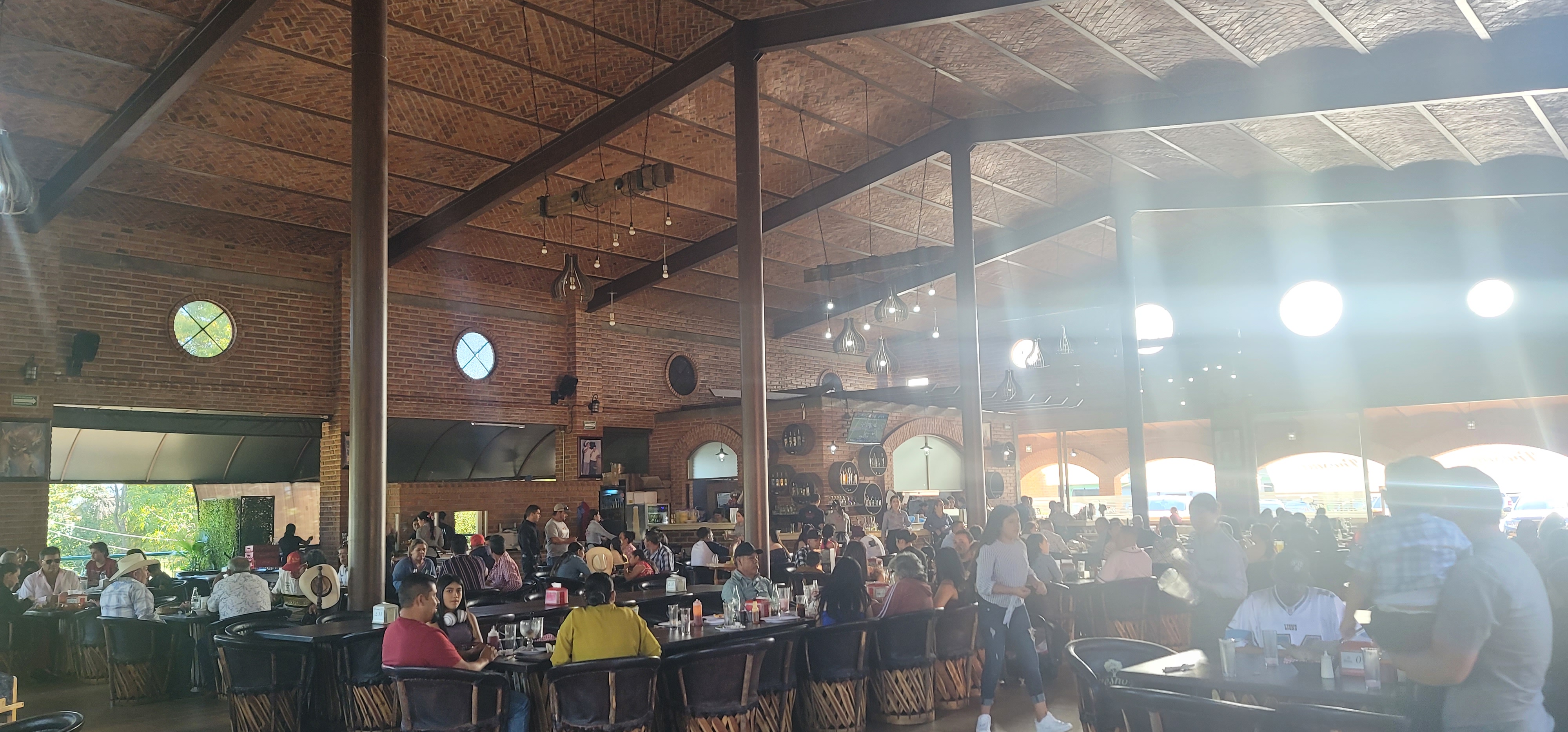 El Fresno Carnitas image 4