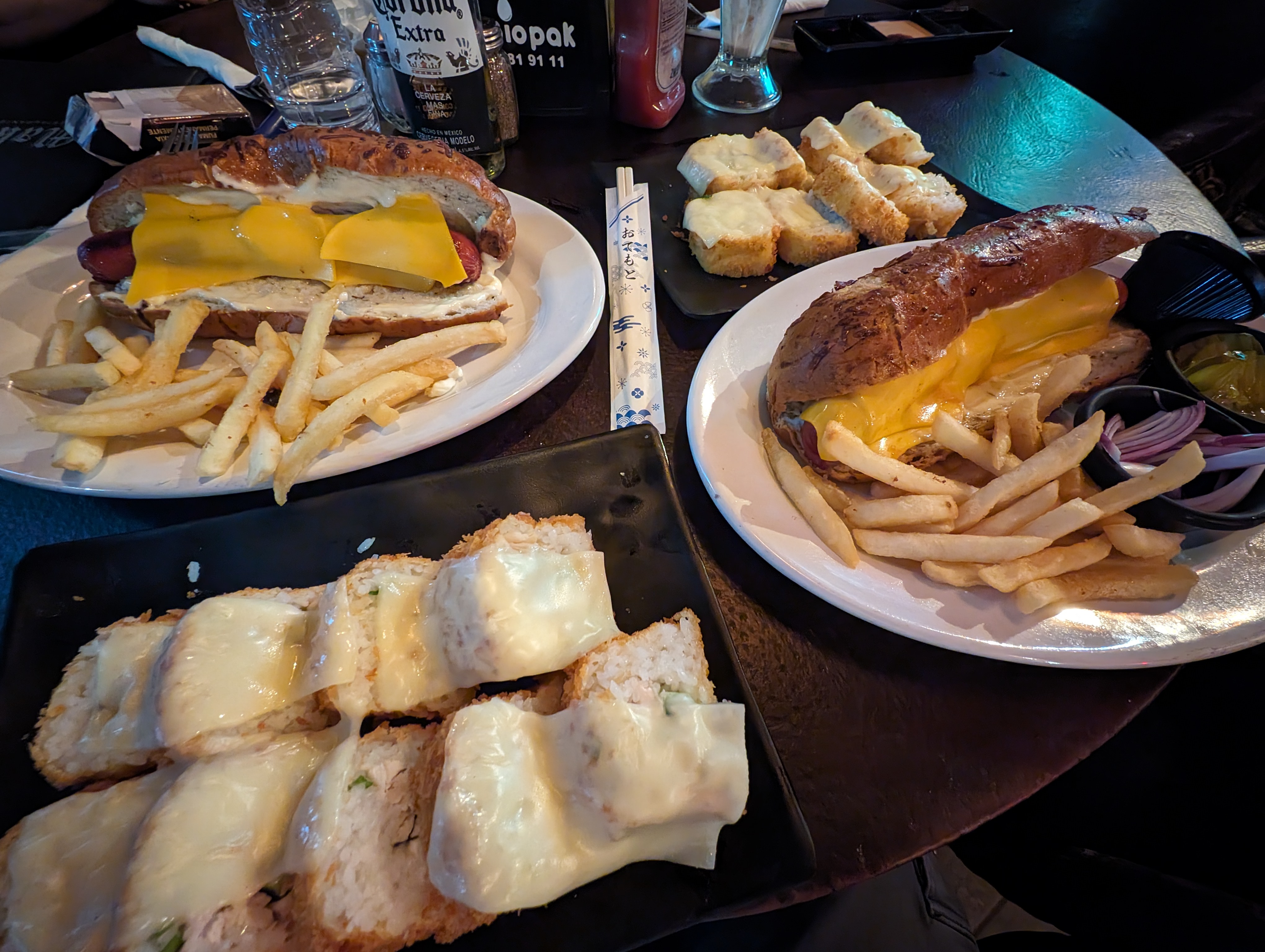 Makabros Restaurant image 9