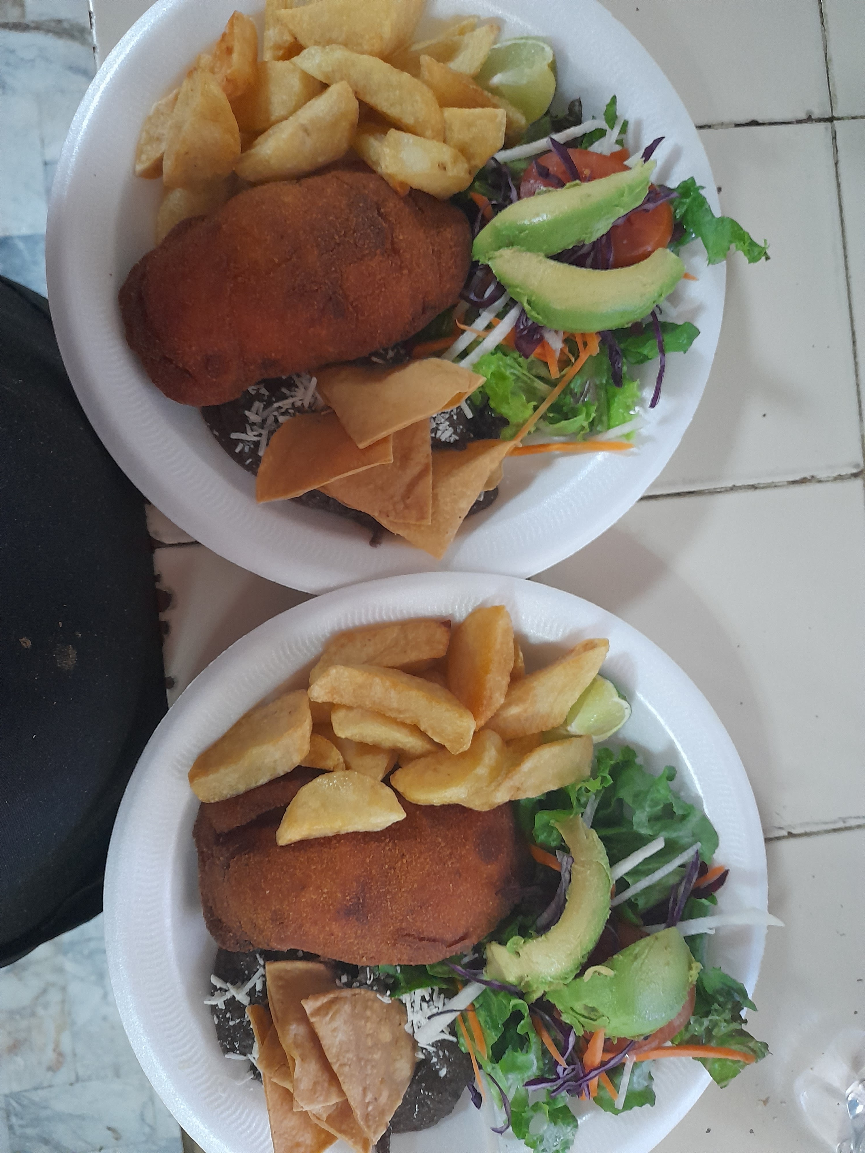 Comedor HERME image 5