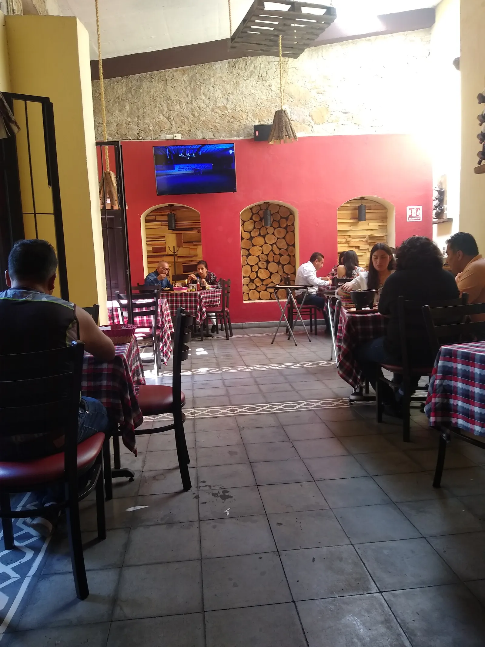 Cristina Restaurante & Taquería Suc. La Maquinita image 9