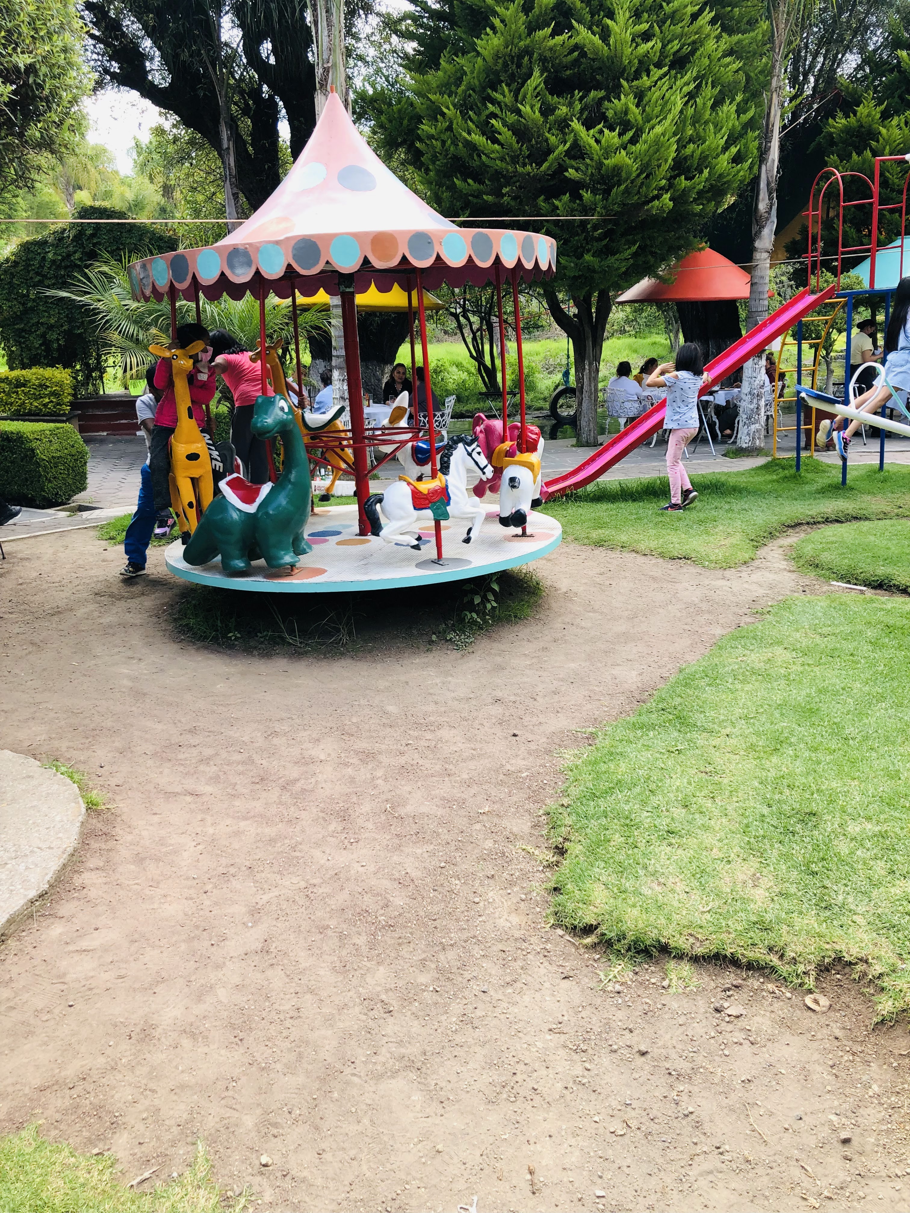 Oasis Restaurant image 10