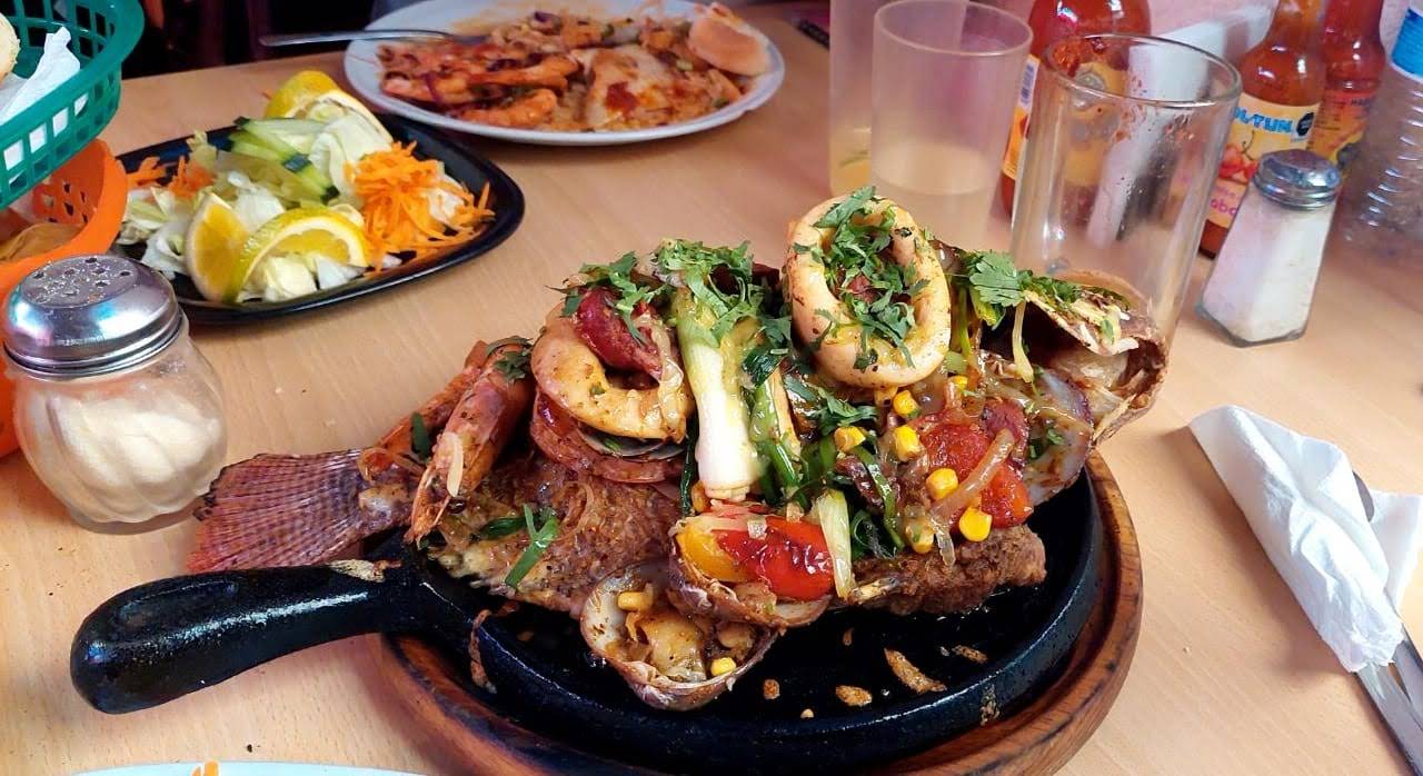 Restaurante Mariscos nealtican image 2