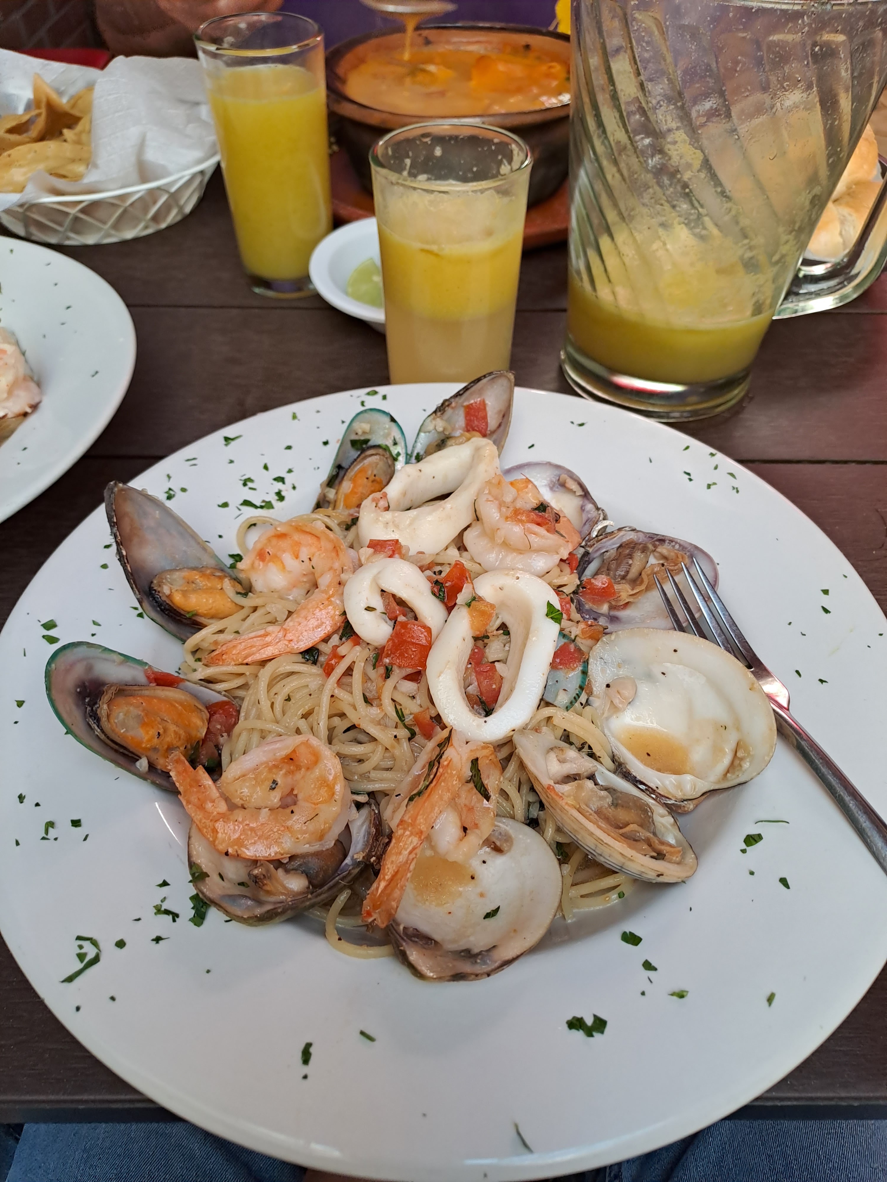 Restaurante Mariscos nealtican image 8