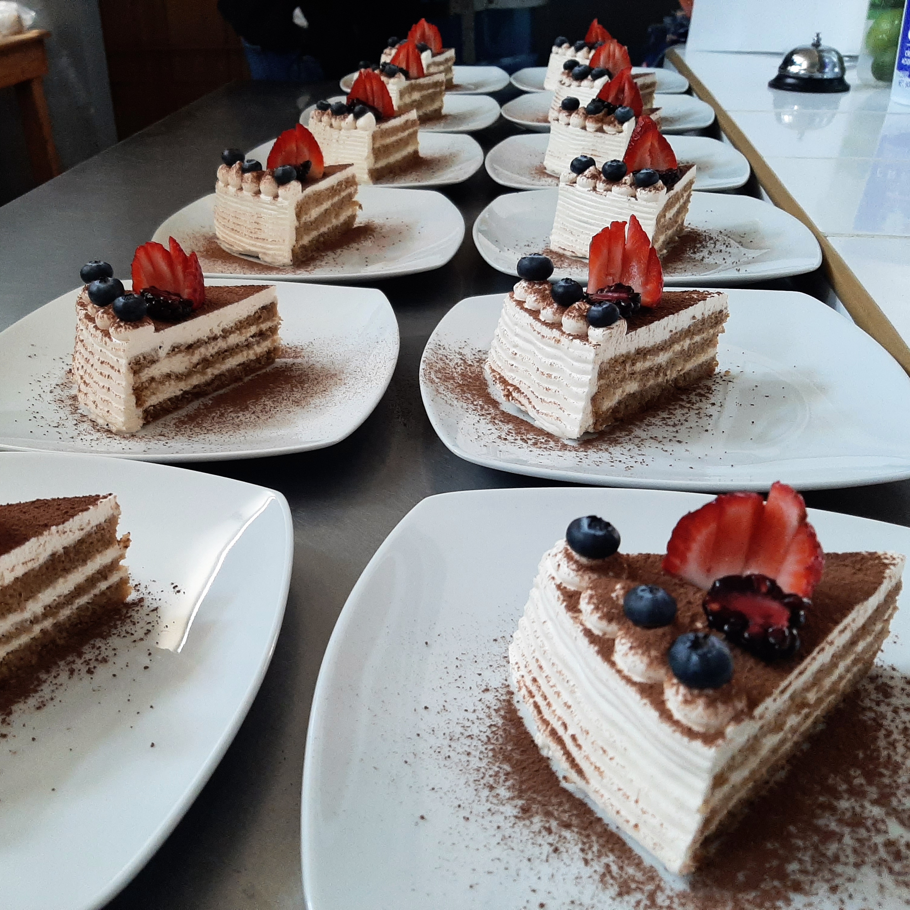 ALFEÑIQUES Restaurante & Bar image 6