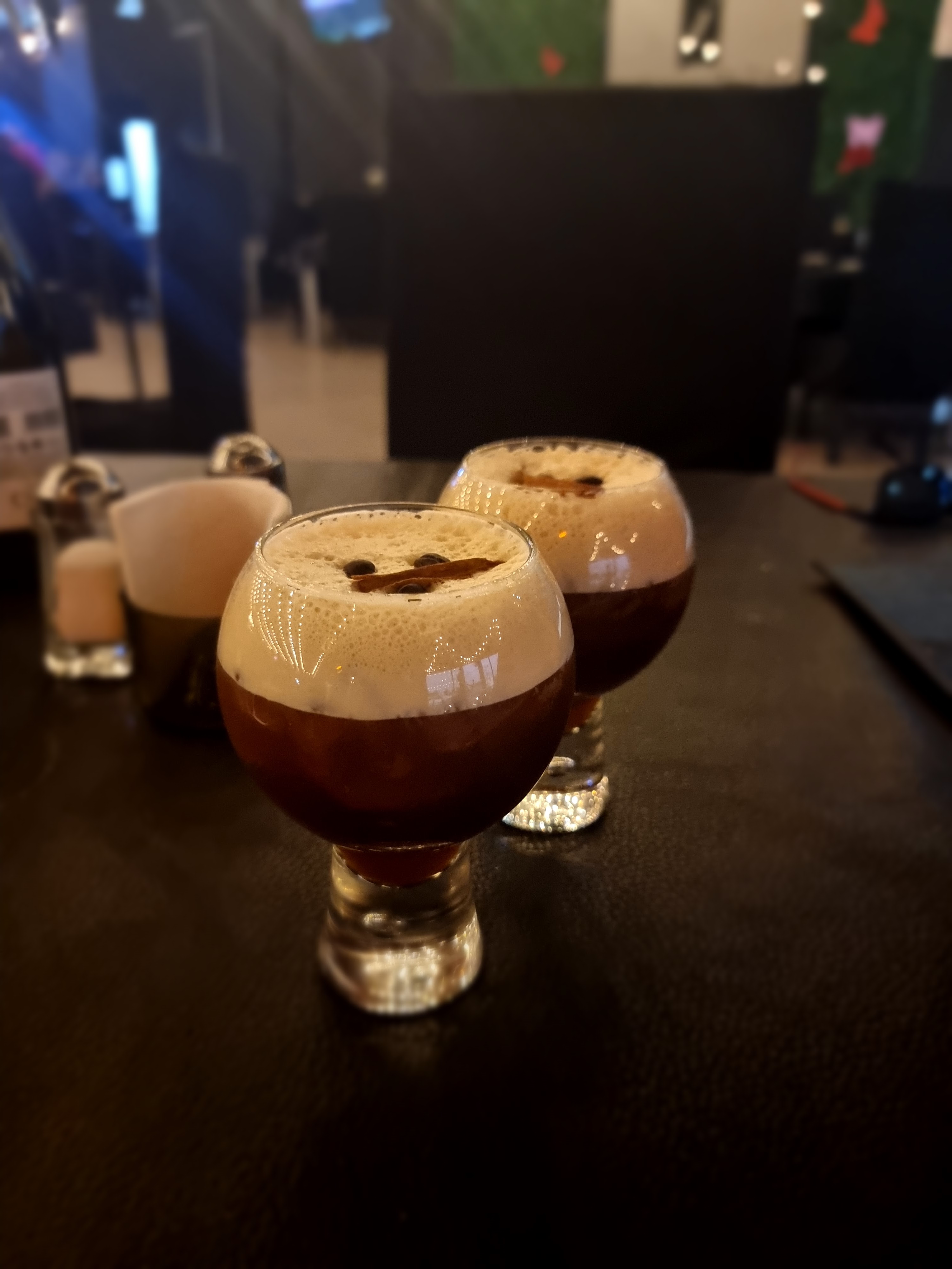 Las Espadas Del Lago image 4