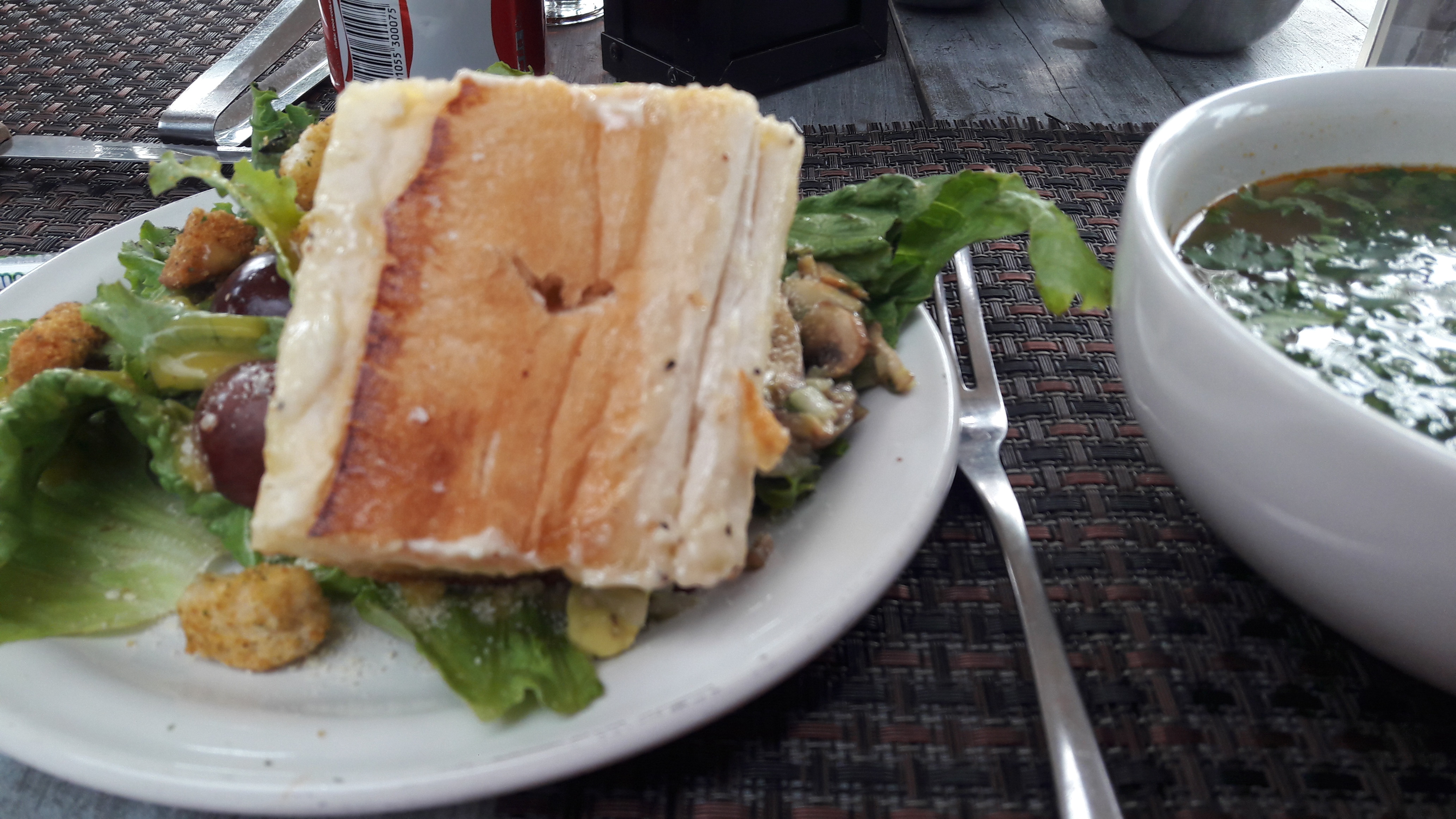 Las Espadas Del Lago image 5