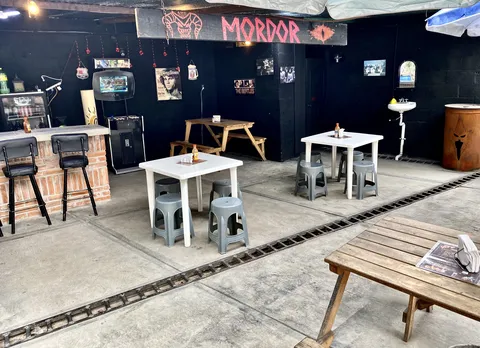 Mordor Garage image 1