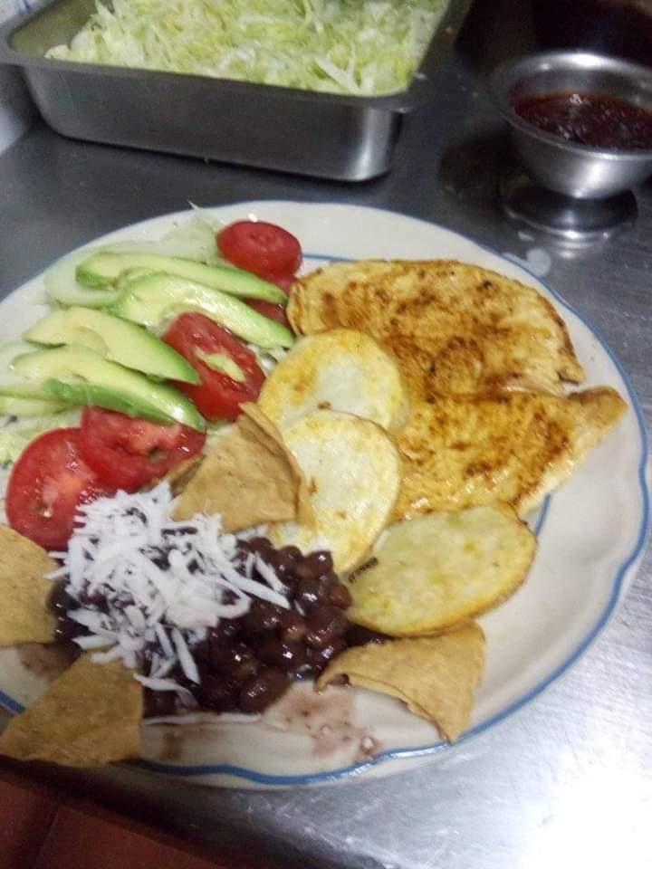 Restaurante Bar Juanita la casa del buen comer fundado en 1946. Experiencia que nos respalda. image 6