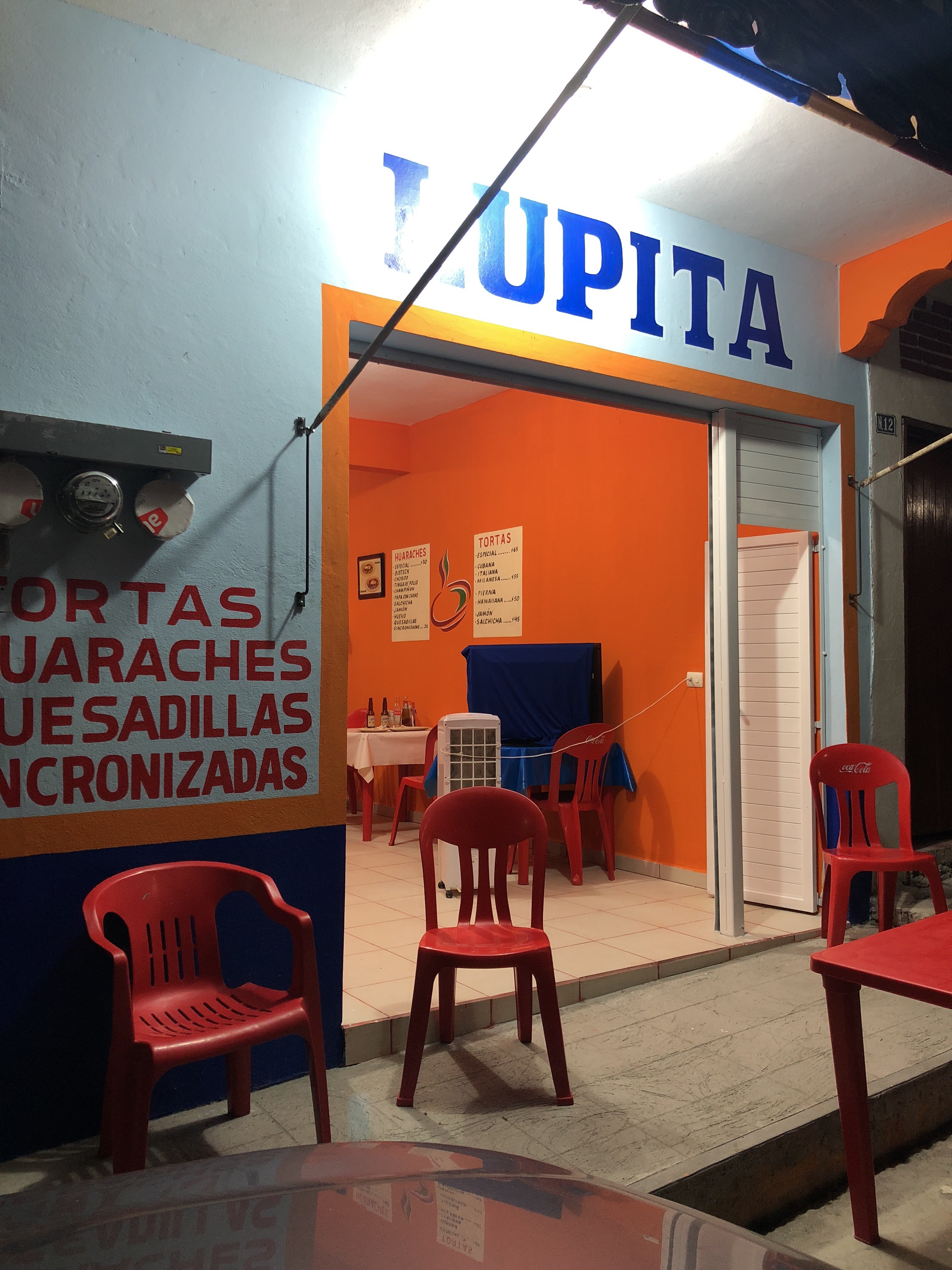 TORTAS & HUARACHES LUPITA. image 5