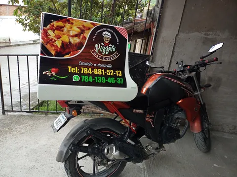 Pizzería más chesse image 6
