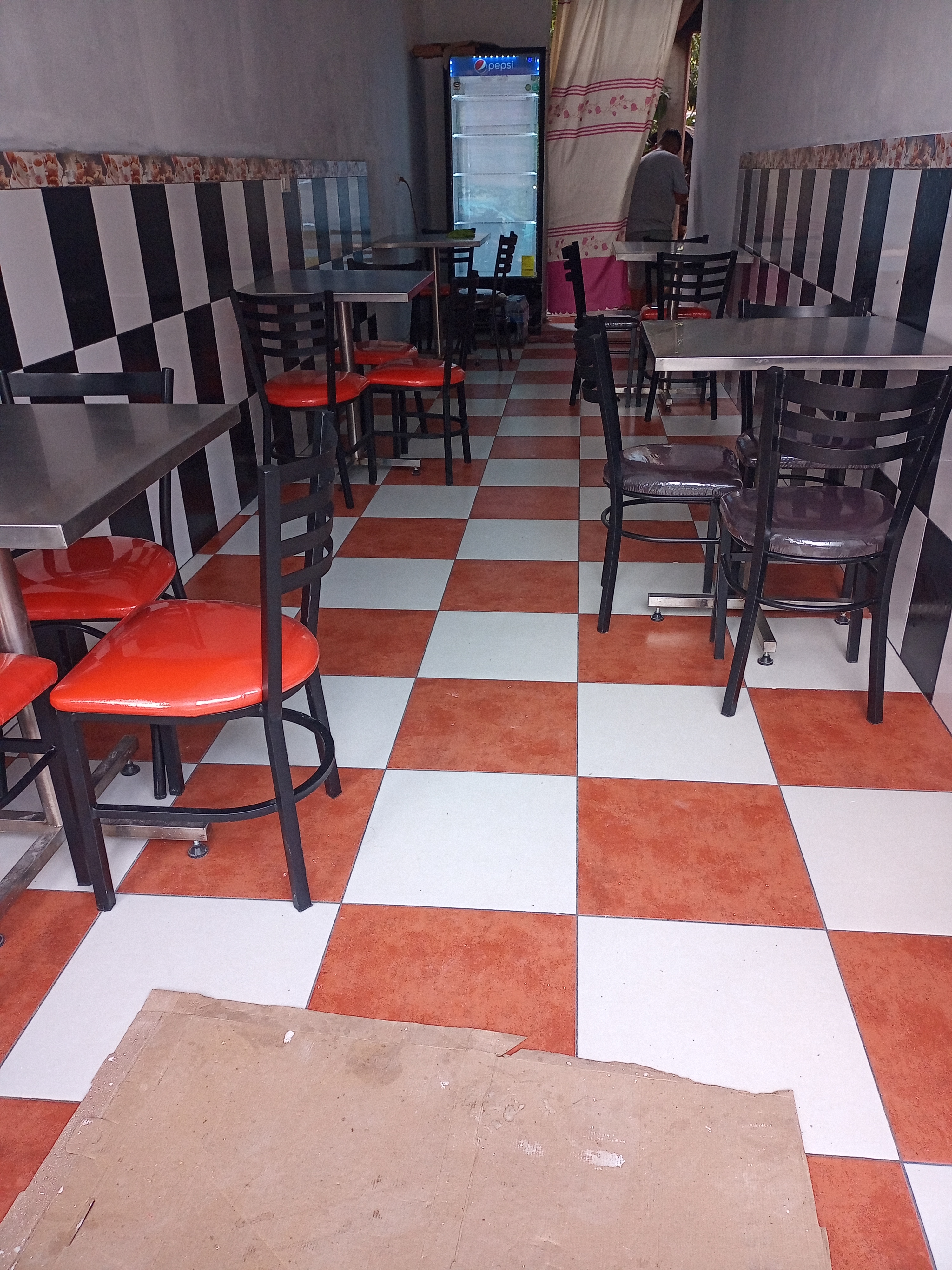 Pizzería más chesse image 9