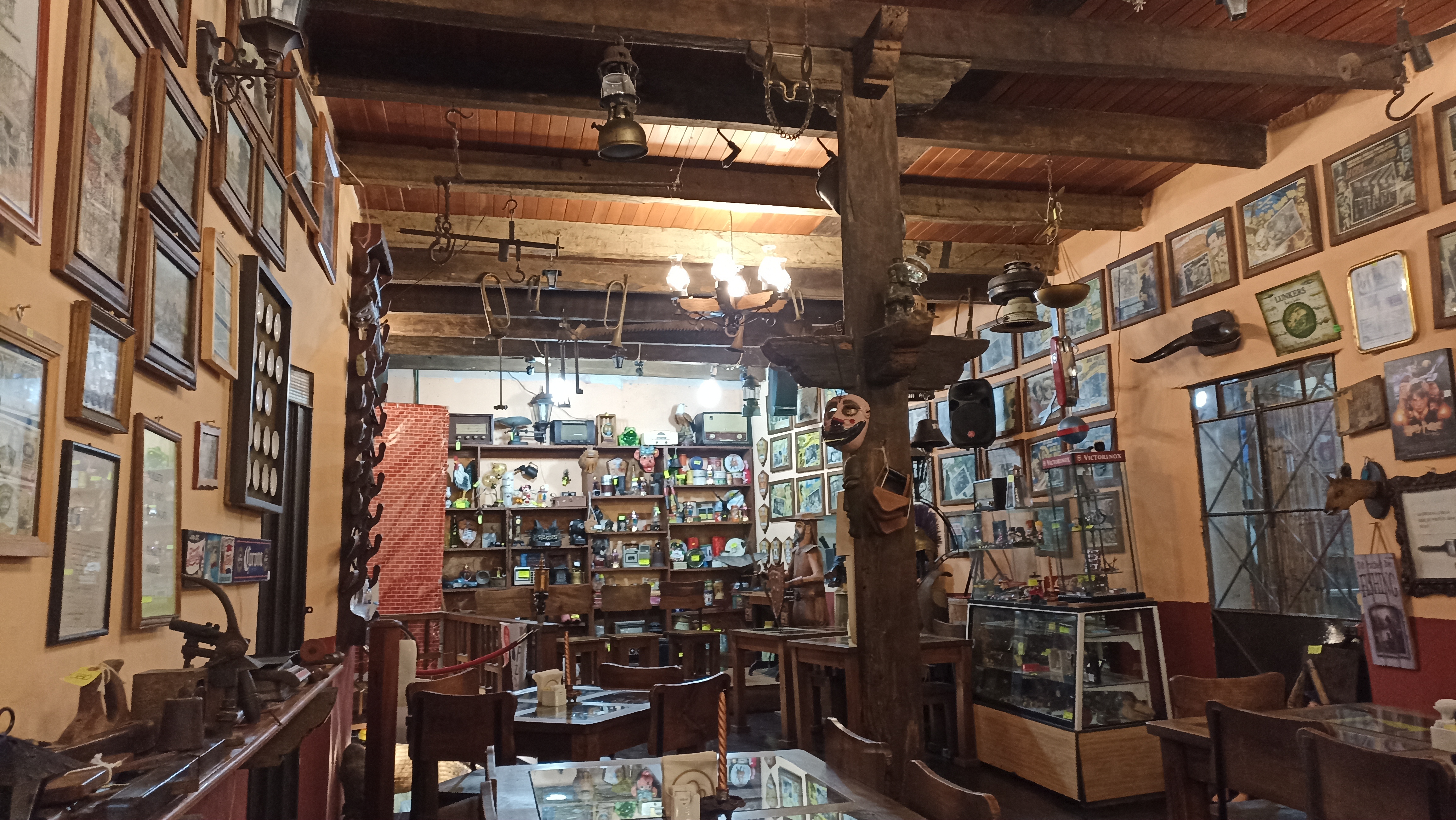 Café Restaurante Bar Museo "La época de oro" image 4