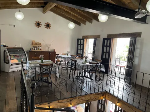 Restaurante "Colibrí La Casa De Piedra" image 5