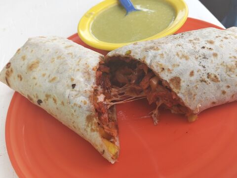 Taqueria "Un taco +" image 5