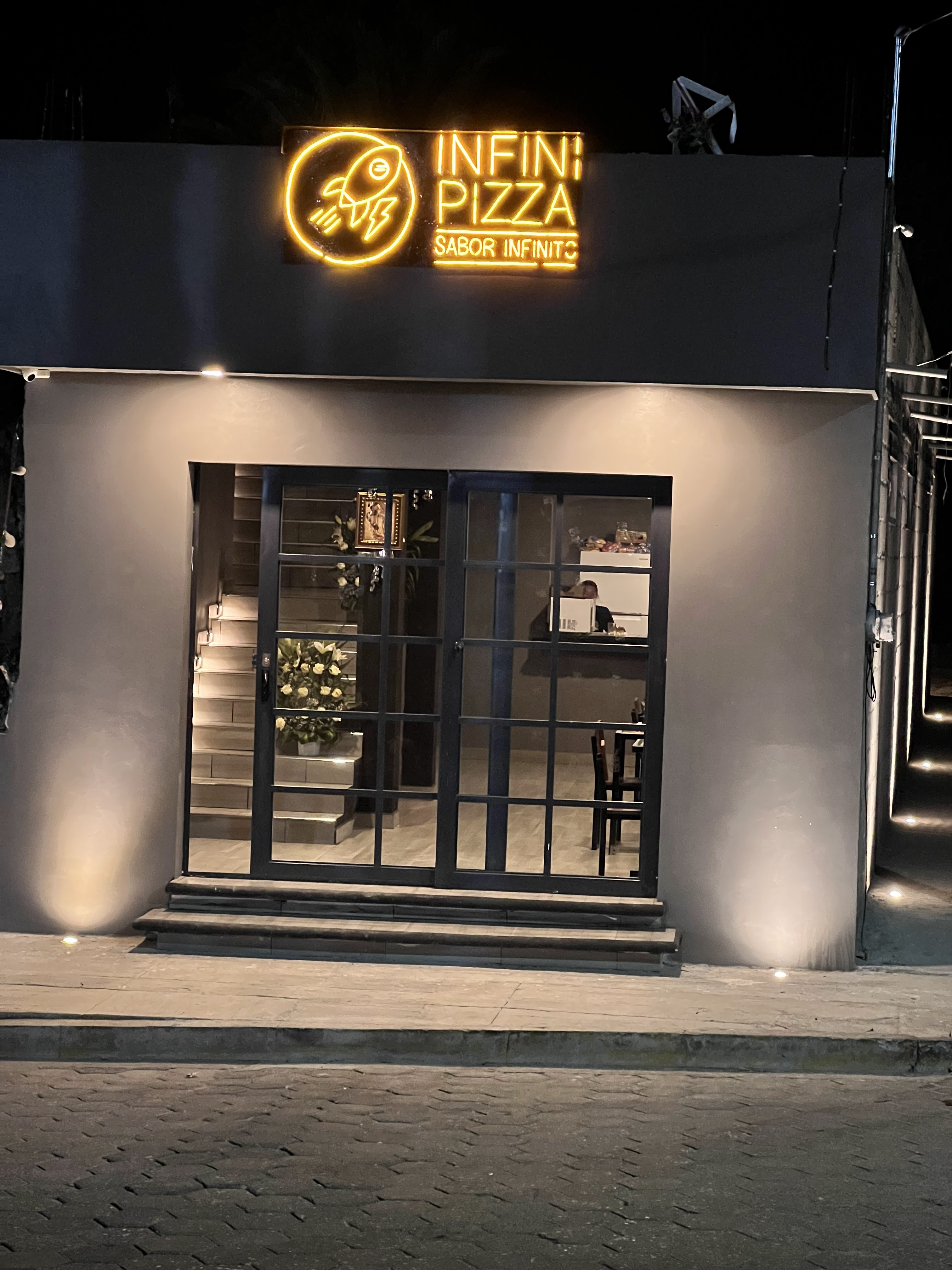 Infini-Pizza ️ image 1