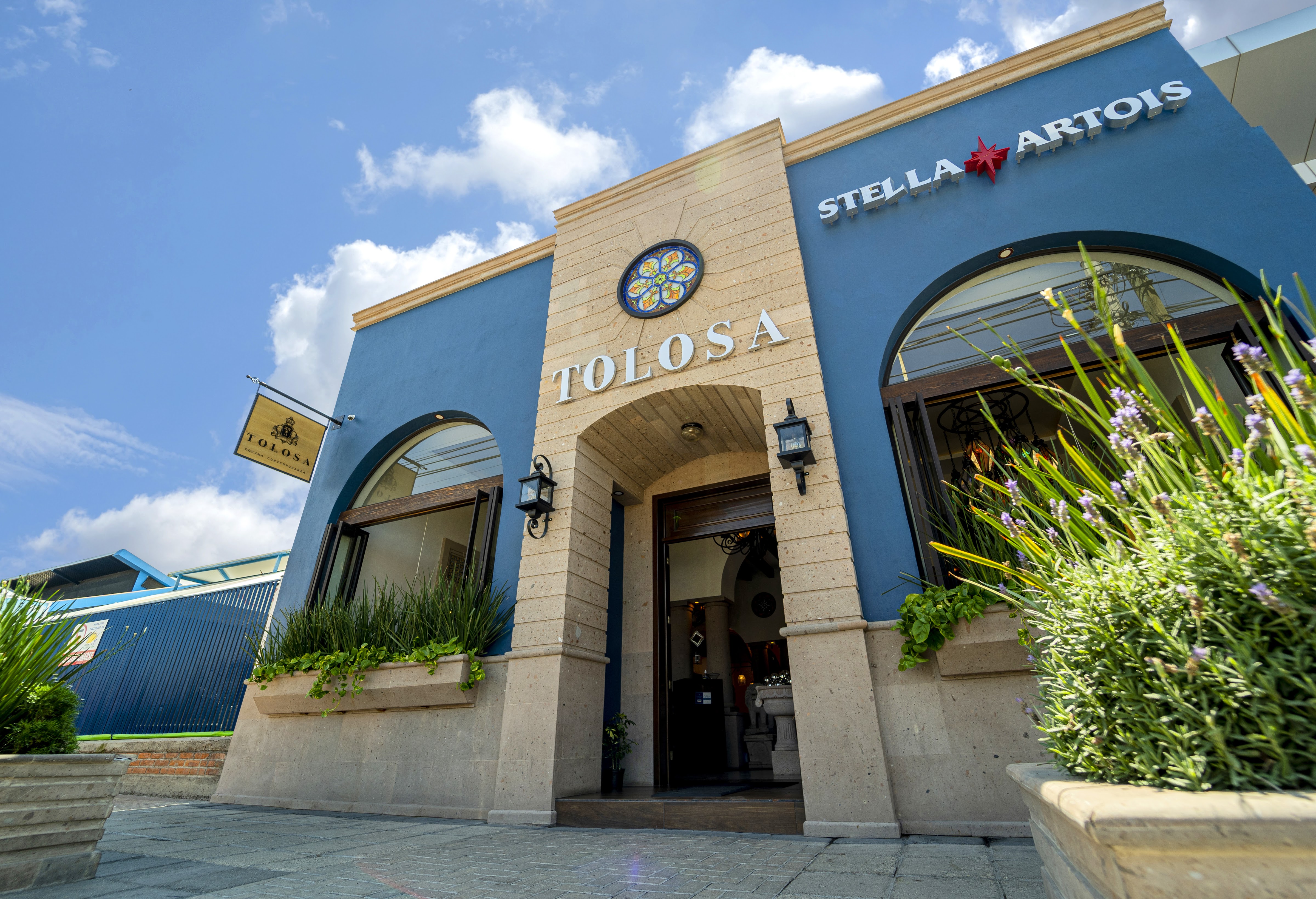 TOLOSA restaurante image 1