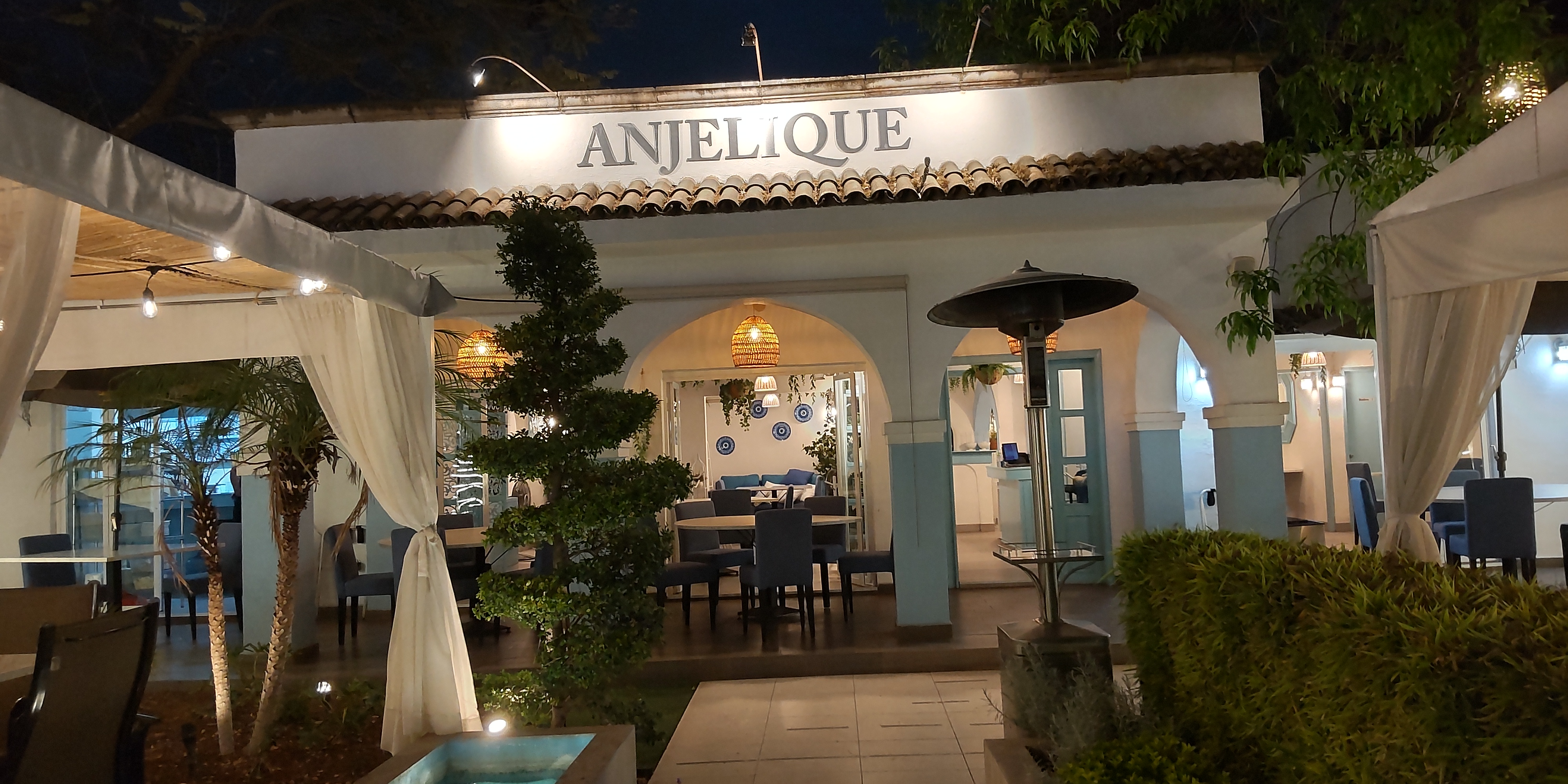 ANJELIQUE RESTAURANTE image 6