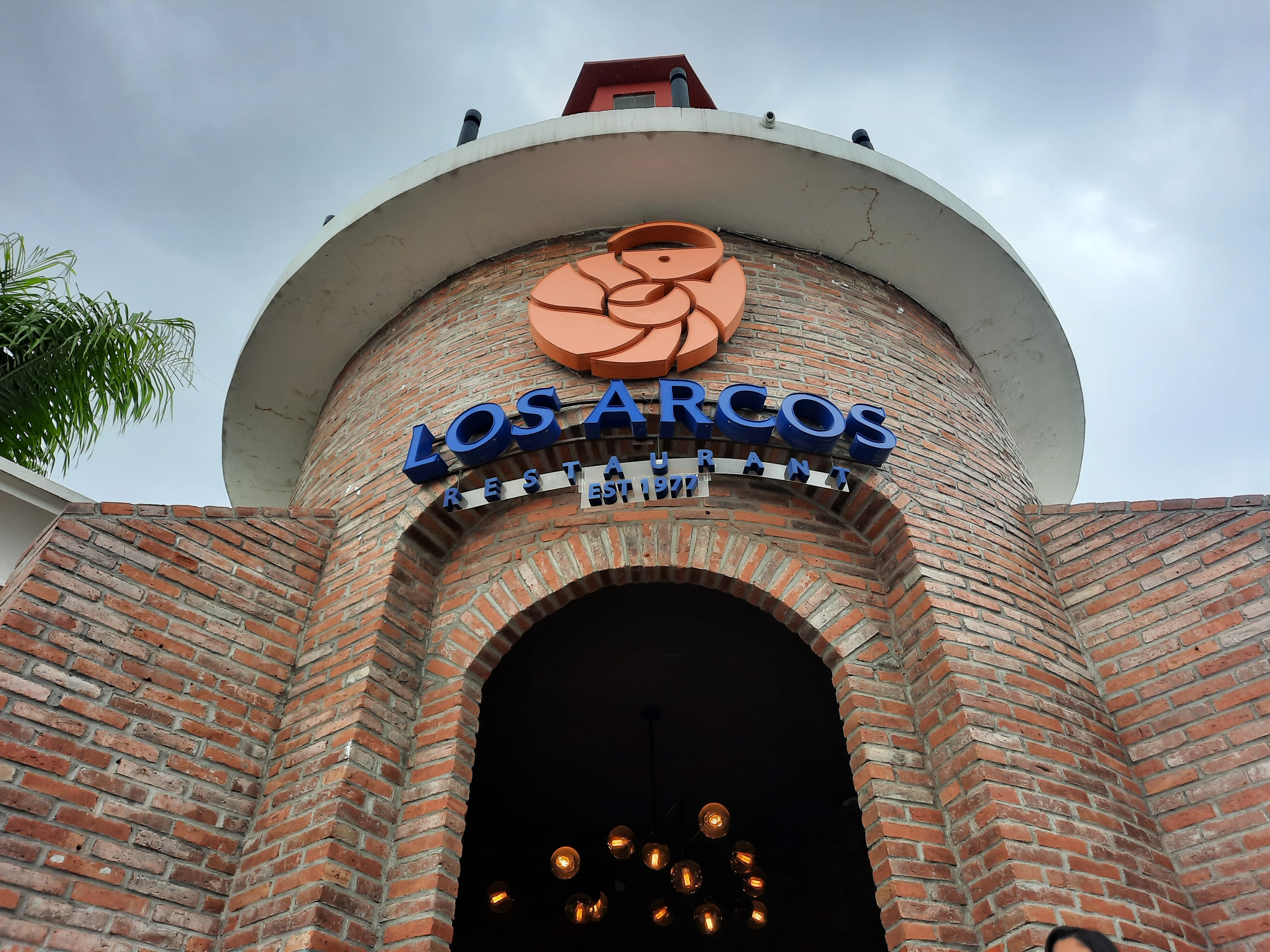 Los Arcos Restaurant image 3