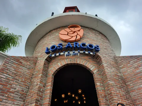 Los Arcos Restaurant image 3