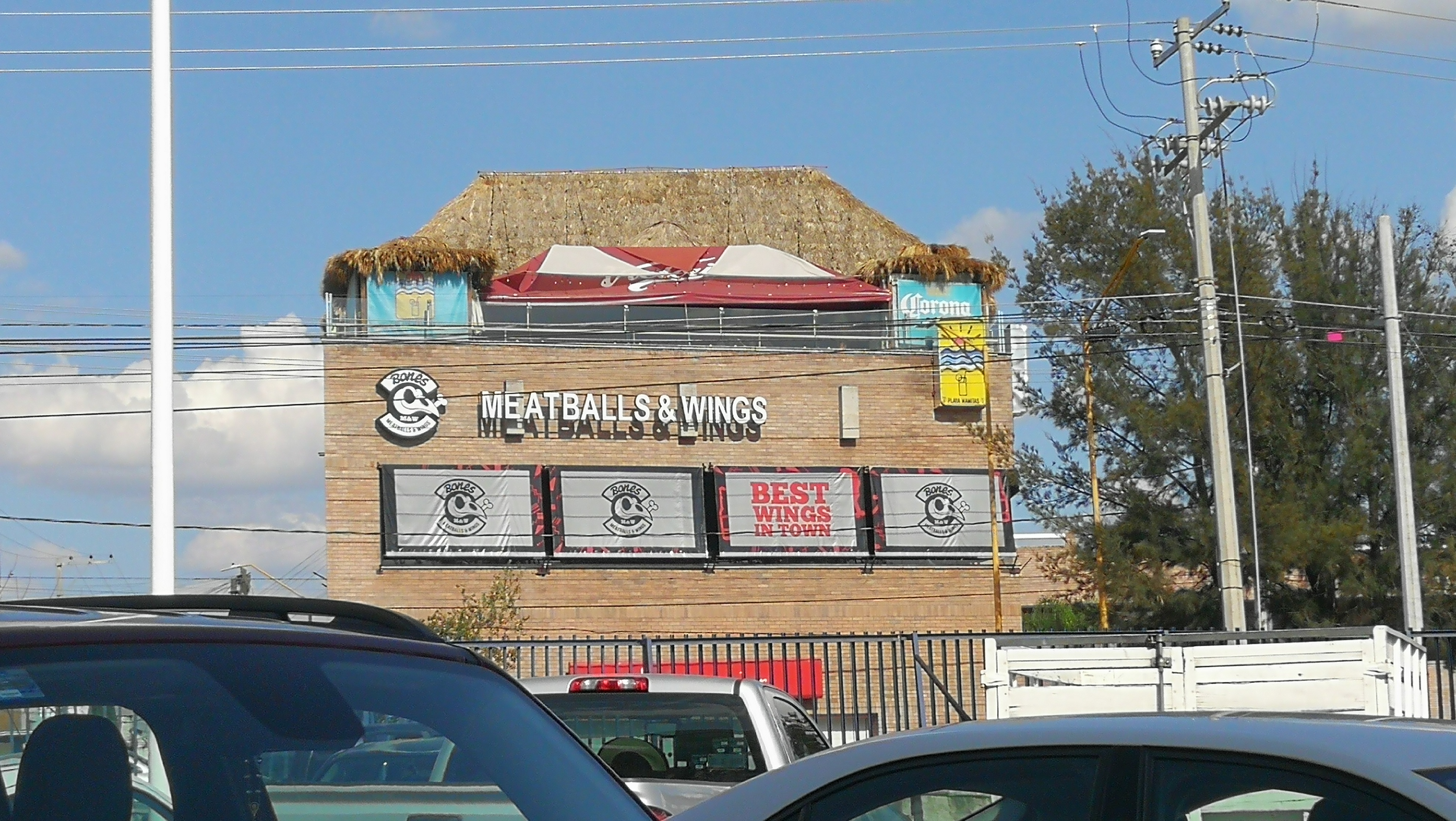 Bones Meatballs & Wings Aguascalientes ( Universidad ) image 1
