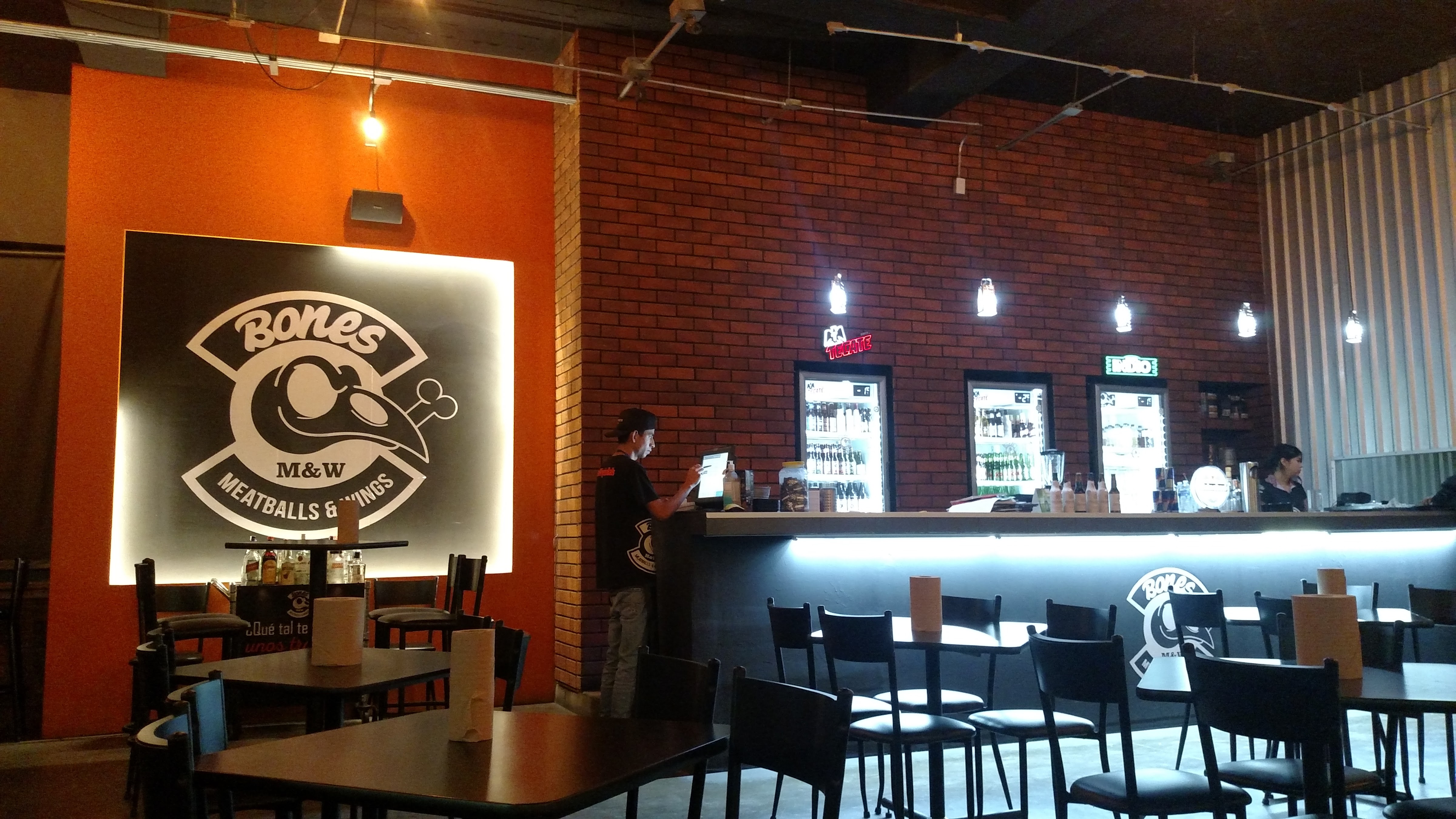 Bones Meatballs & Wings Aguascalientes ( Universidad ) image 4